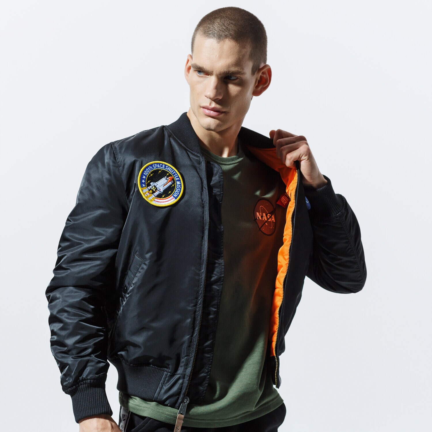 Kurtka zimowa męska ALPHA INDUSTRIES KURTKA ZIMOWA MA-1 VF NASA 16610703 CZARNY