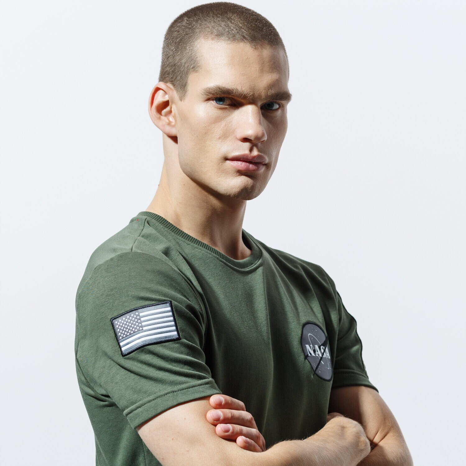 Koszulka, t-shirt sportowy męski ALPHA INDUSTRIES T-SHIRT NASA HEAVY T 188502142 KHAKI