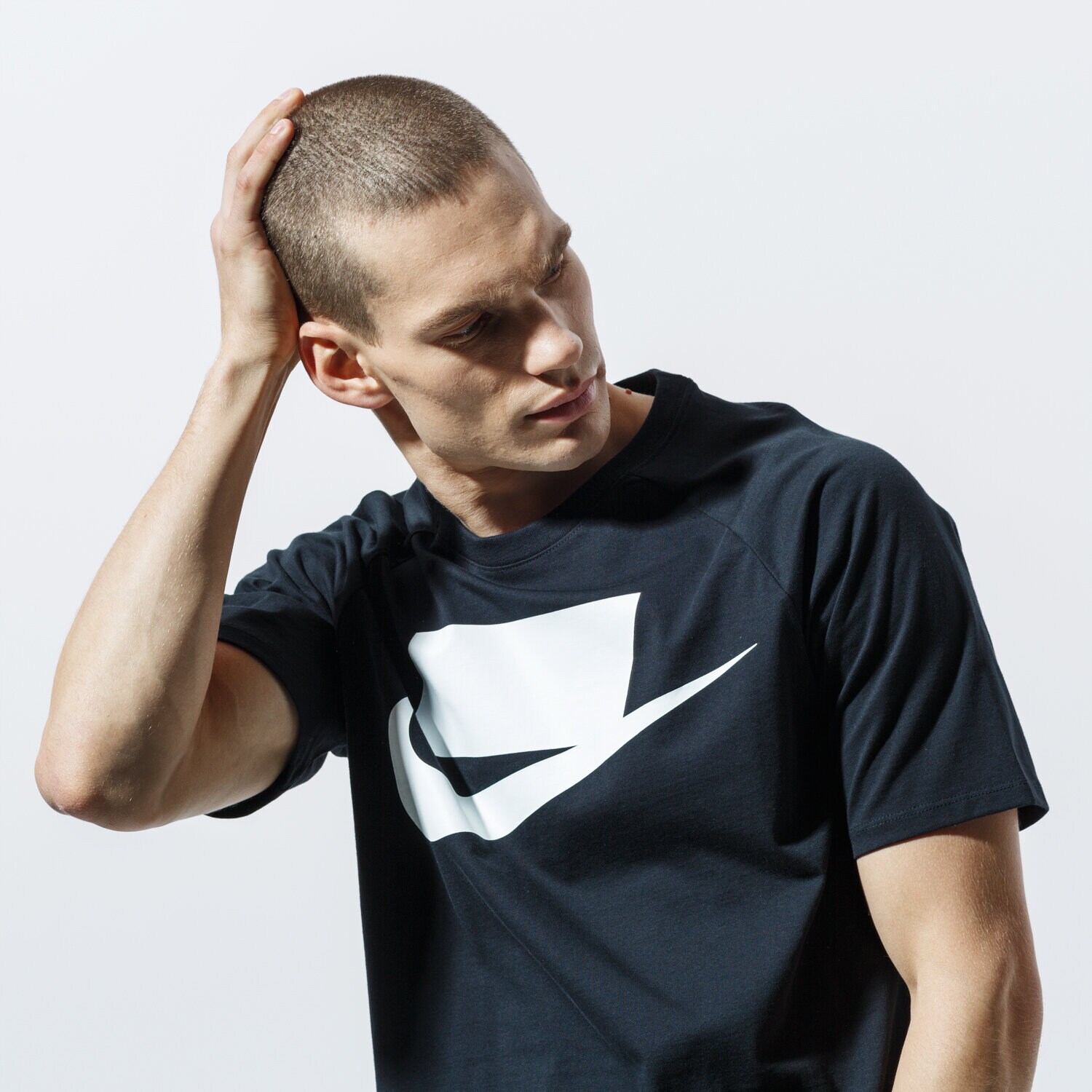 Koszulka, t-shirt sportowy męski NIKE T-SHIRT SS M NSW SS TEE NSW 1 BV7595-011 CZARNY