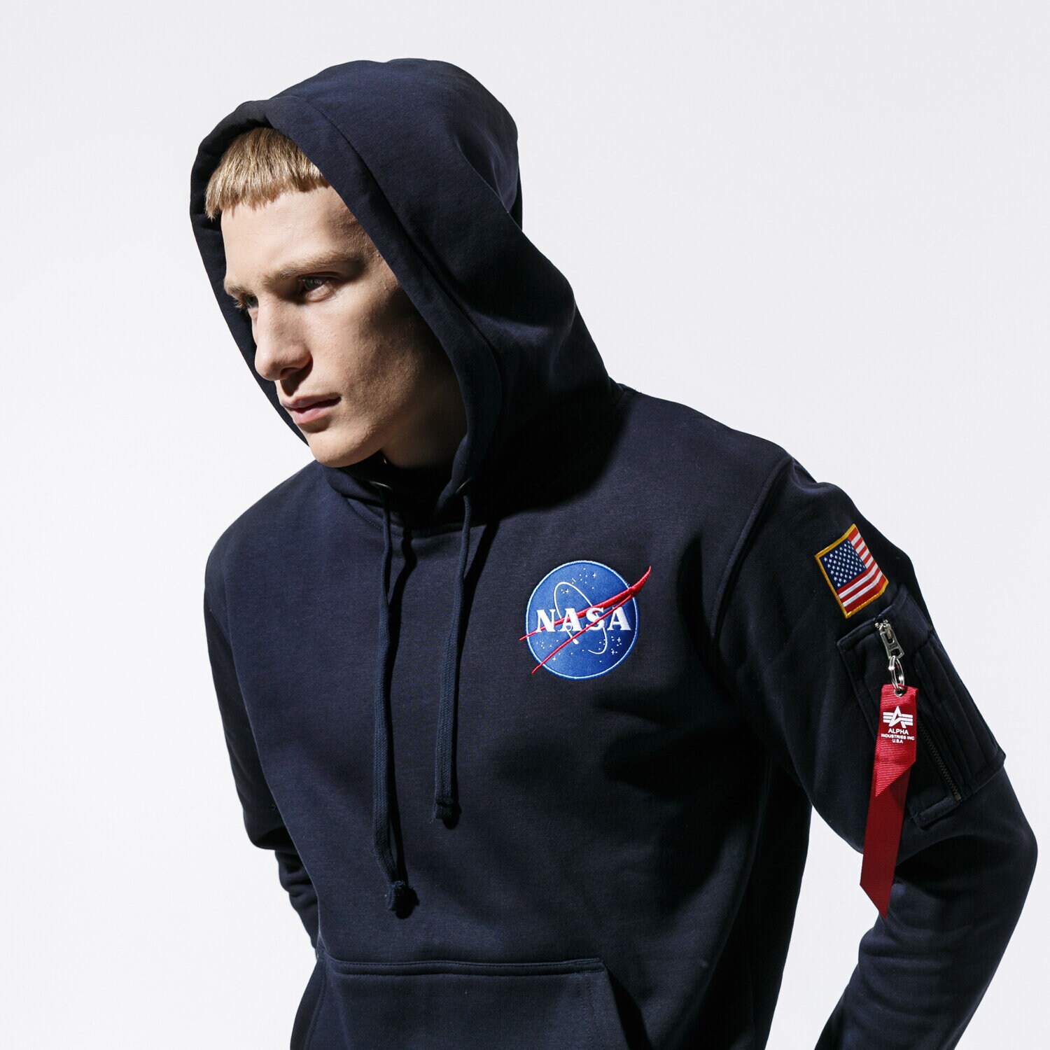 Bluza męska ALPHA INDUSTRIES BLUZA Z KAPTUREM SPACE SHUTTLE HOODY 178317-07 GRANATOWY