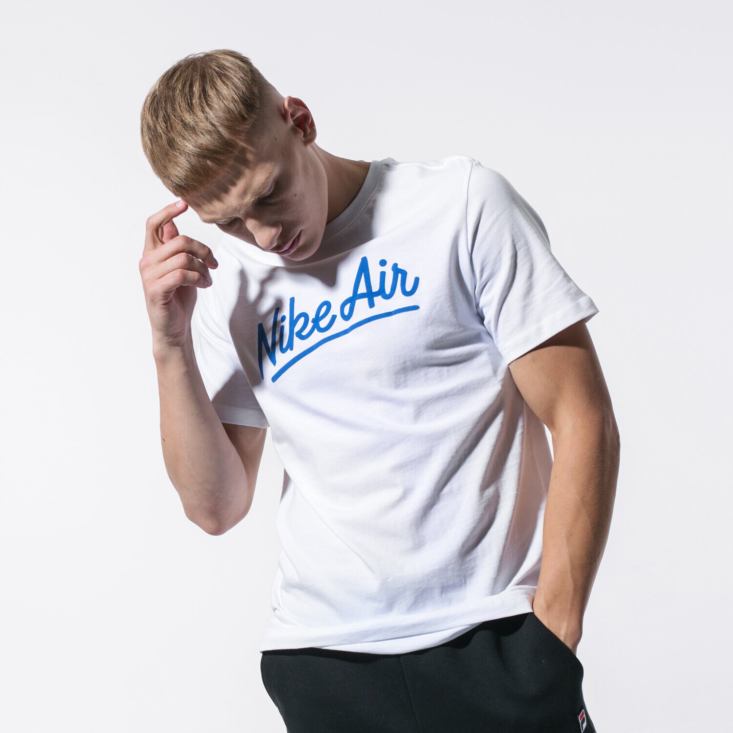 Koszulka, t-shirt sportowy męski NIKE T-SHIRT M NSW SS TEE NIKE AIR 1 BV7637100 BIAŁY