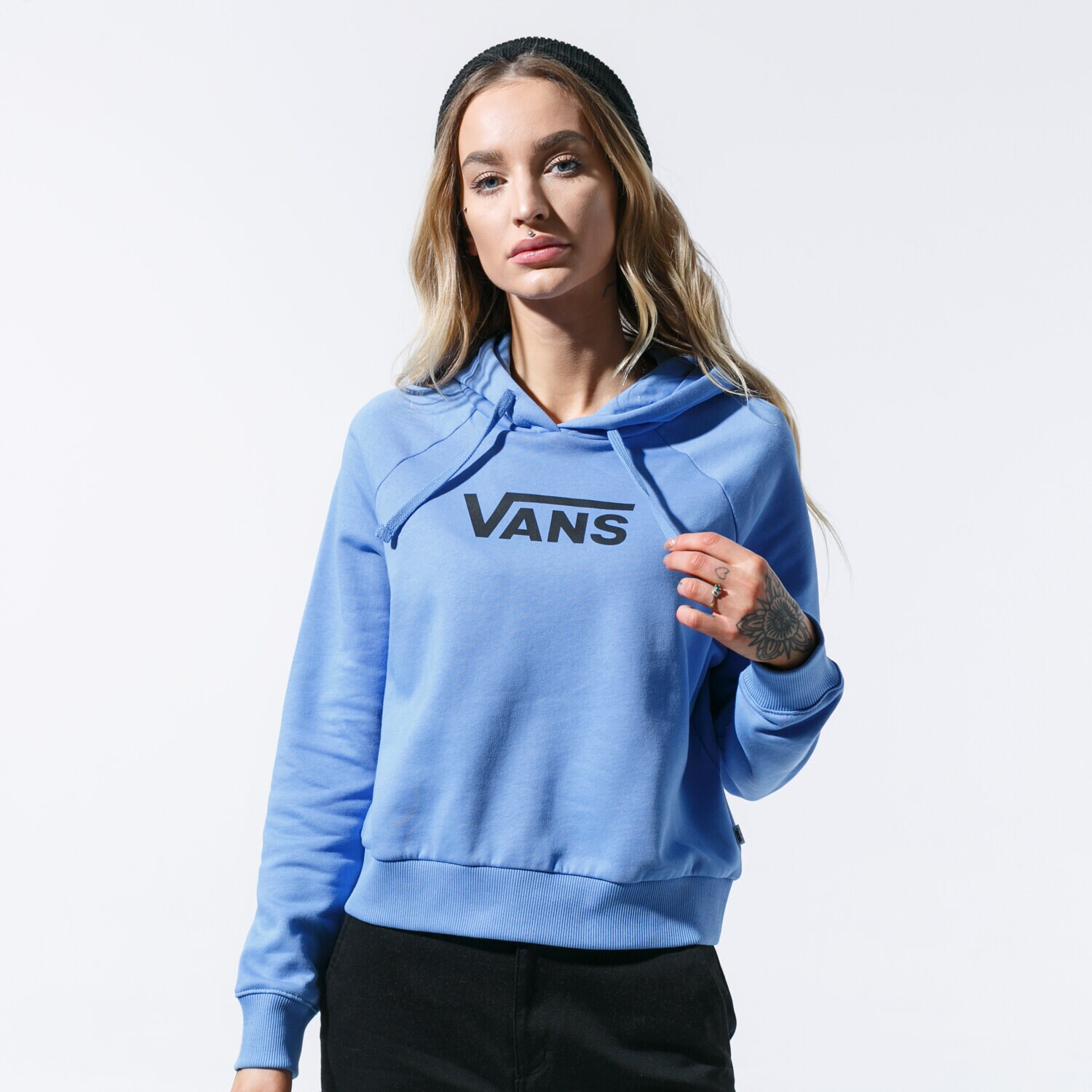 Bluza damska VANS BLUZA Z KAPTUREM FLYING V BOXY HOODIE VN0A47TCULT1 NIEBIESKI