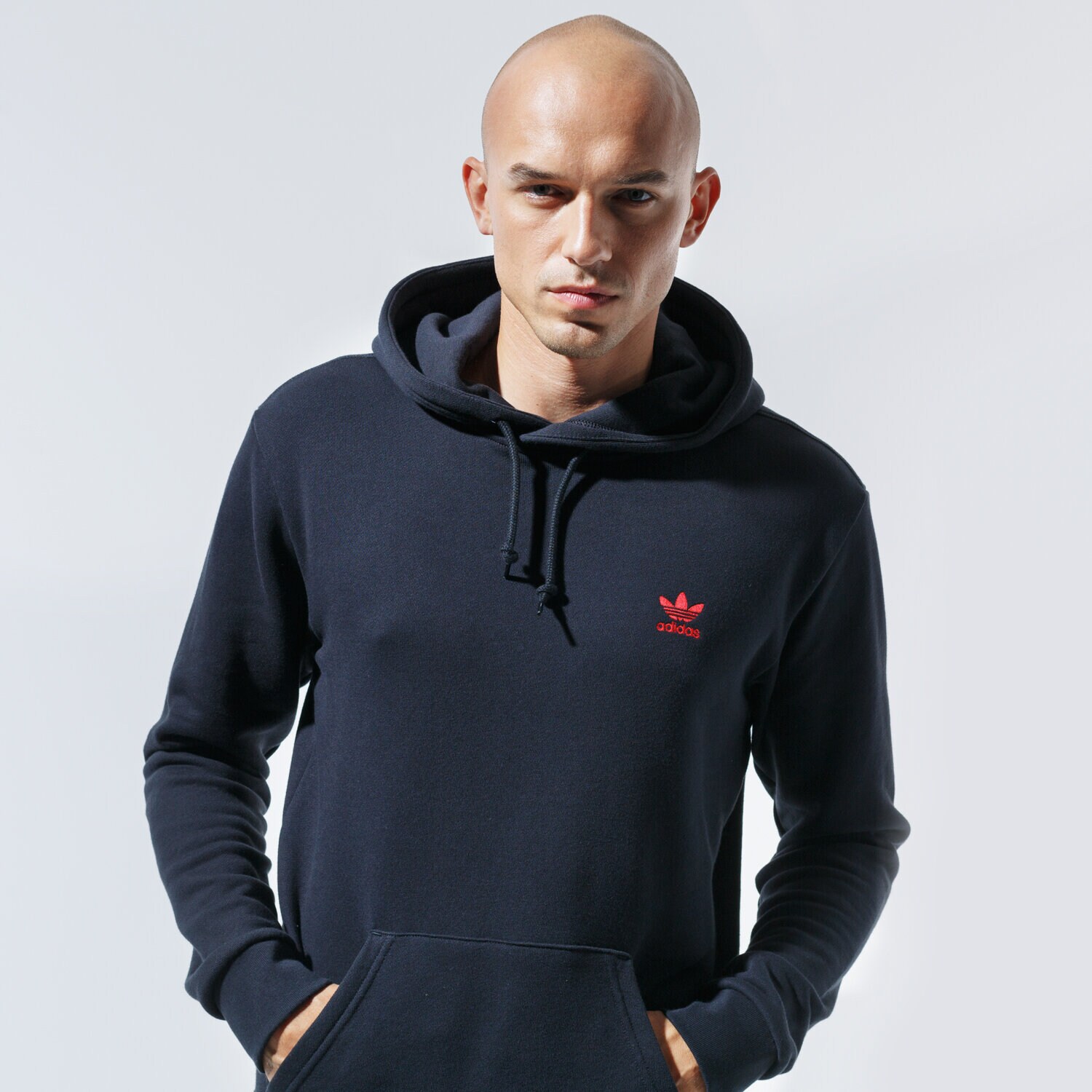 Bluza męska ADIDAS BLUZA Z KAPTUREM ESSENTIAL HOODY GD2570 CZARNY