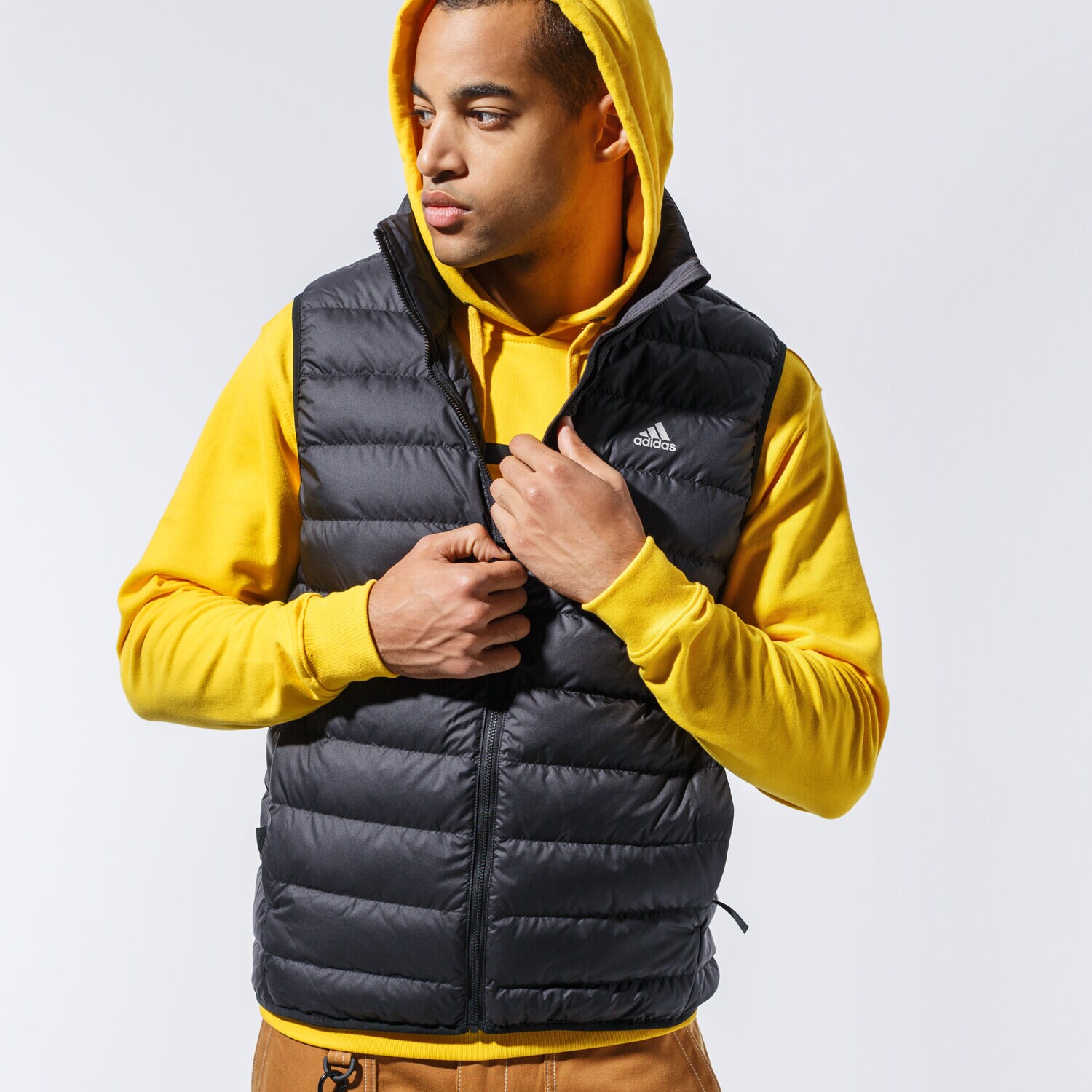 Bezrękawniki męskie sportowe ADIDAS BEZRĘKAWNIK TODOWN VEST FT2507 CZARNY