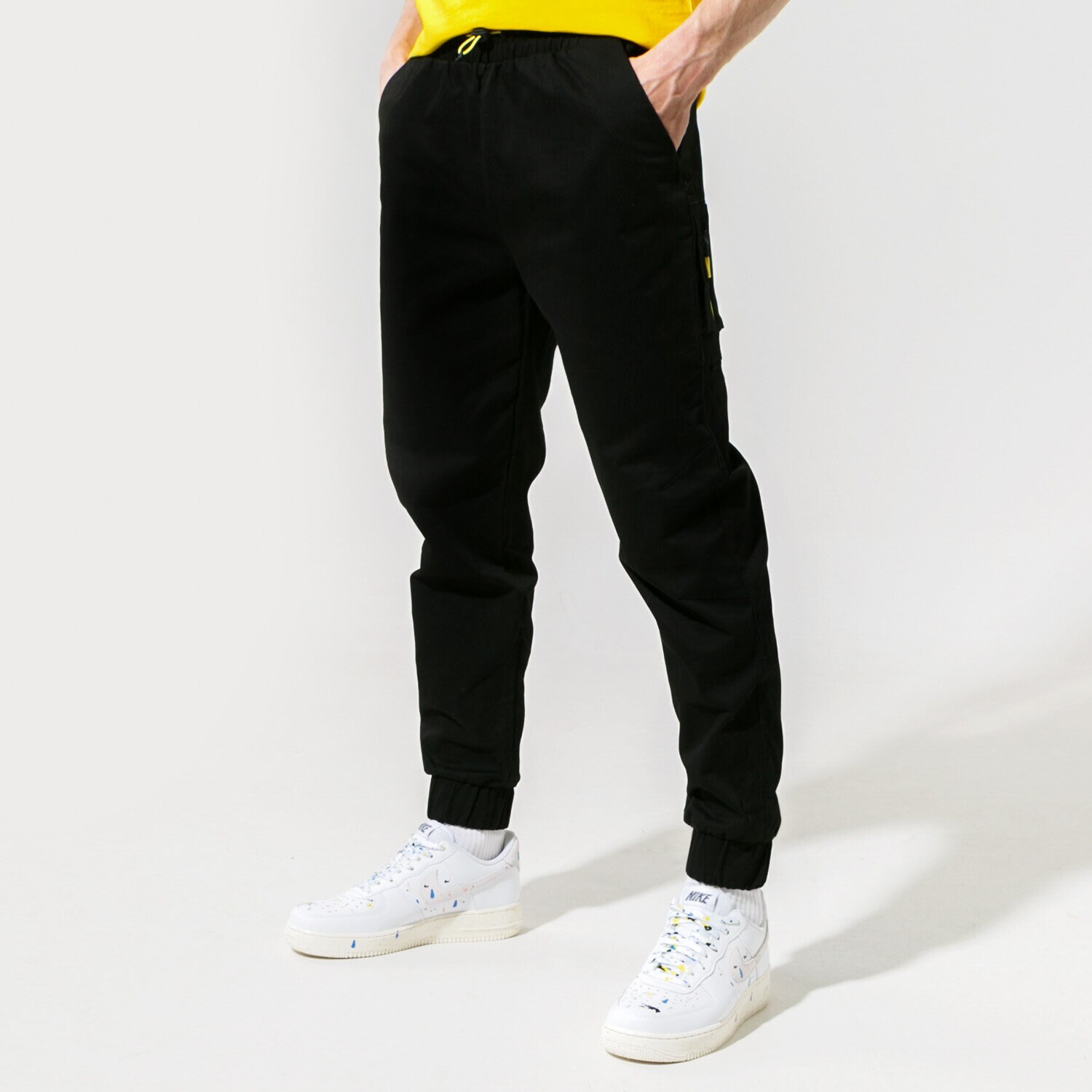 Spodnie sportowe męskie CONFRONT SPODNIE DANTE PANTS CF320SPM09001 CZARNY