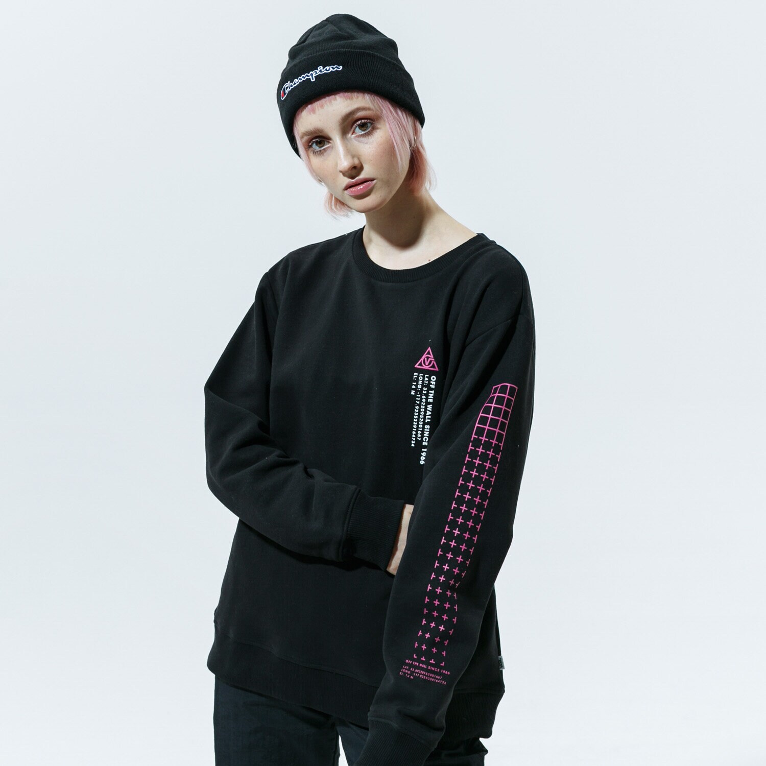 Bluza damska VANS BLUZA 66 SUPPLY CREW VN0A53OSBLK1 CZARNY