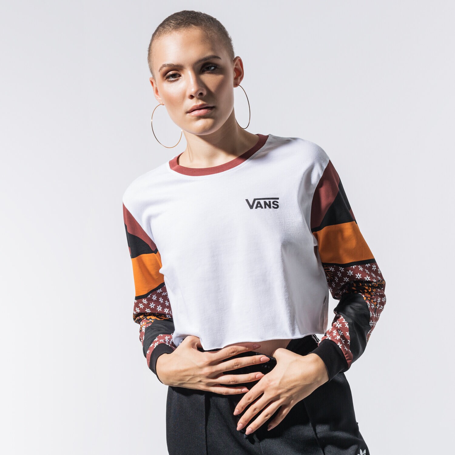 Koszulka, t-shirt damski VANS T-SHIRT SABRE VN0A4V3GWHT1 BIAŁY