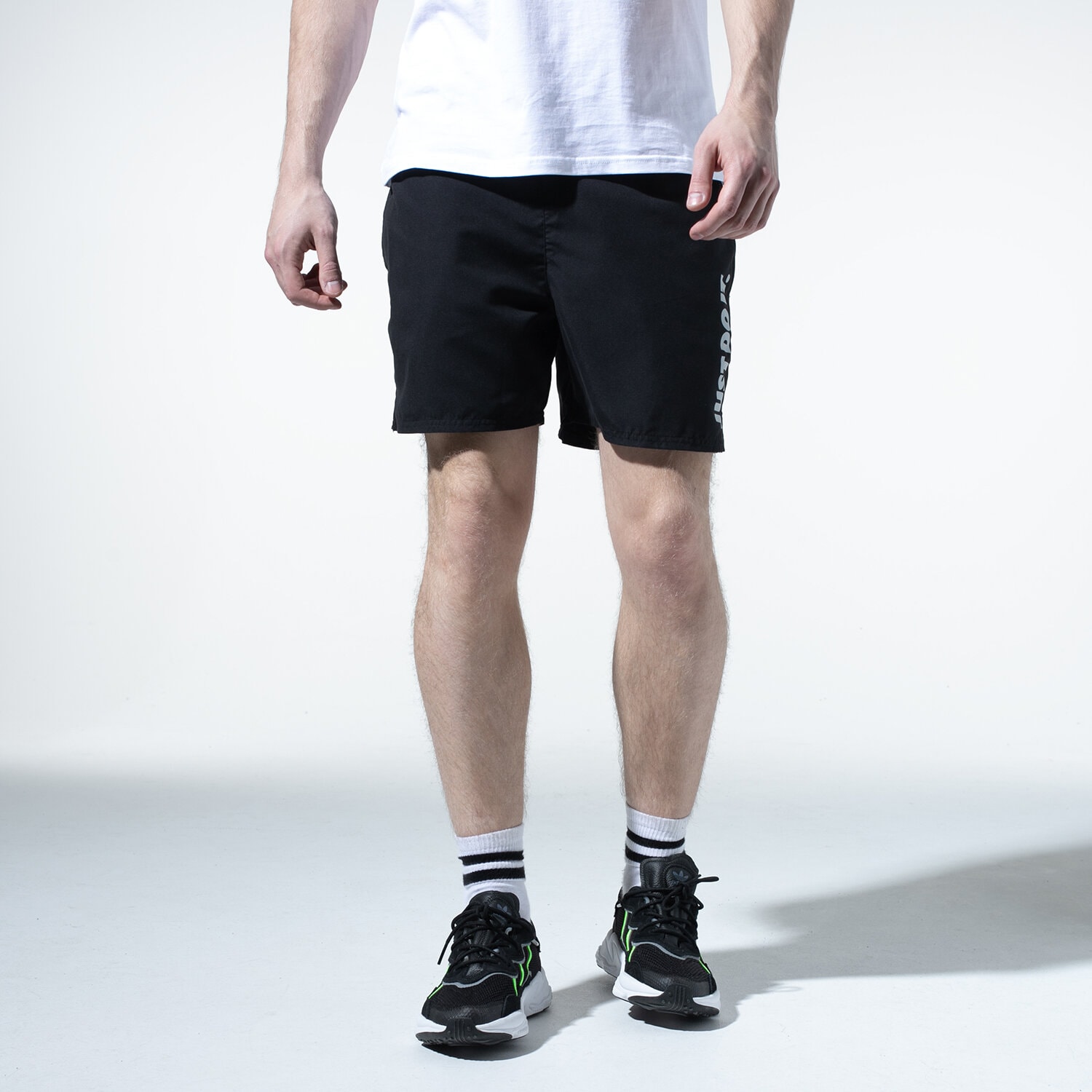 Krótkie spodenki, szorty męskie NIKE SZORTY JDI LAP NESSA461010 CZARNY