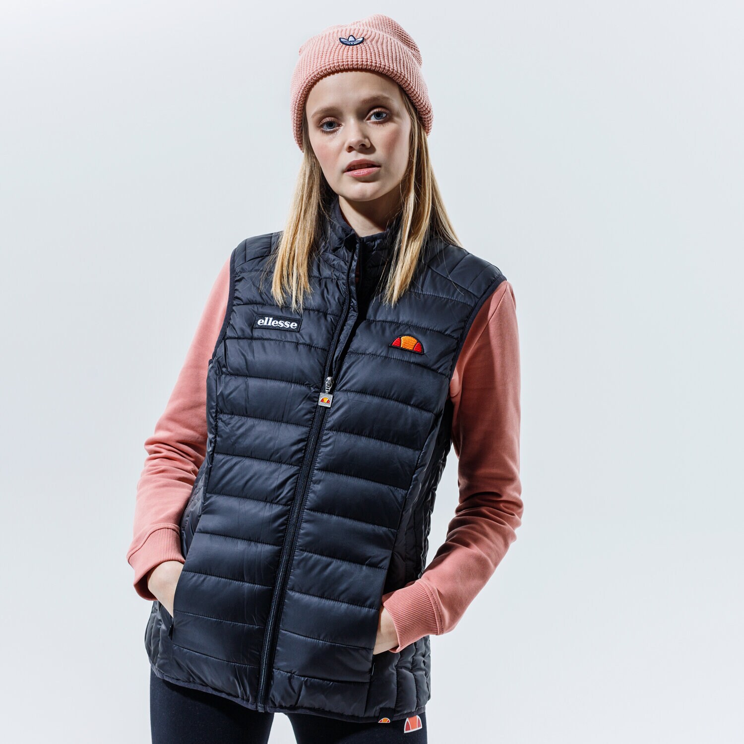 Bezrękawniki damskie sportowe ELLESSE BEZRĘKAWNIK BARIA BLK SGS09000011 CZARNY