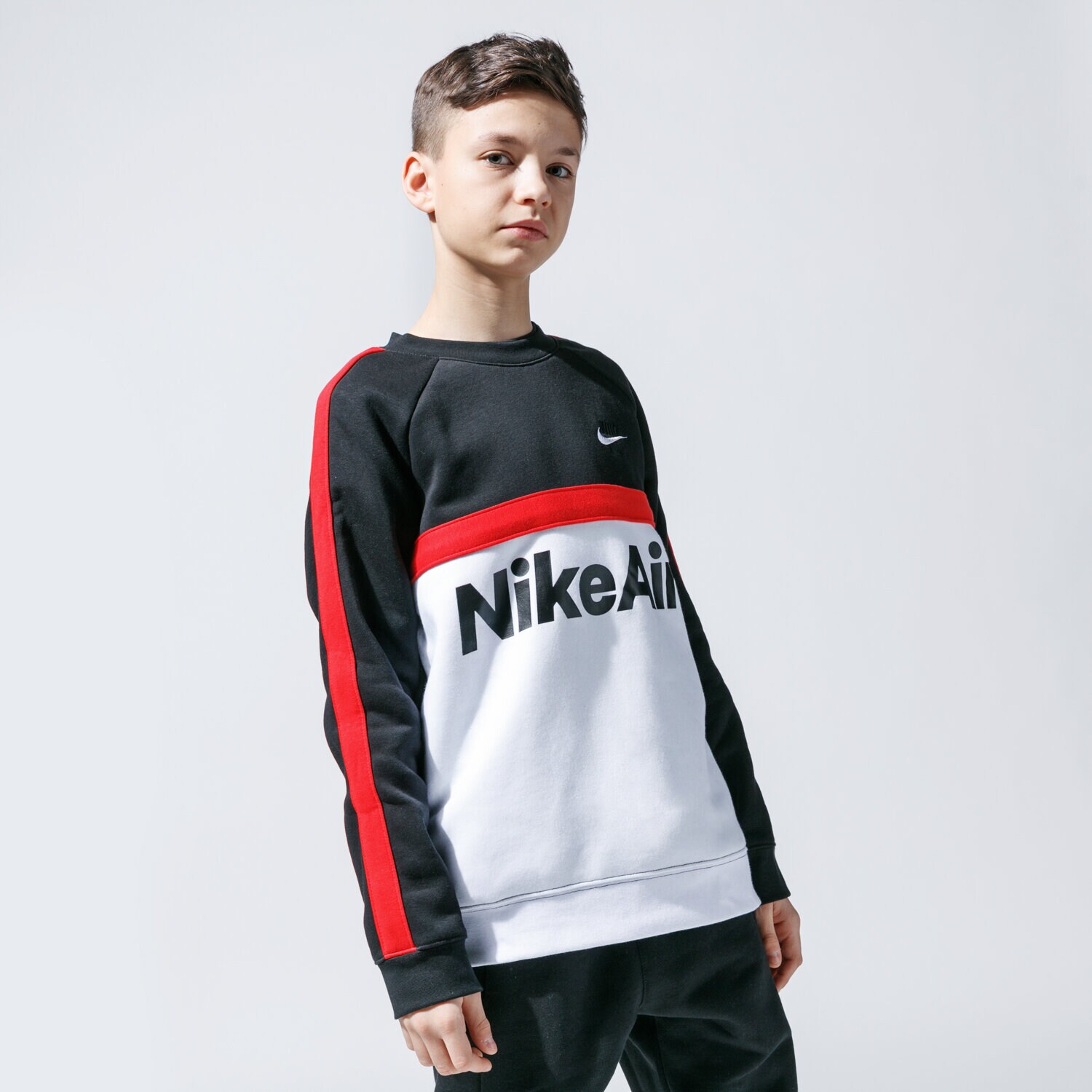 Sportowa bluza dziecięca NIKE BLUZA AIR CJ7850-011 GRANATOWY