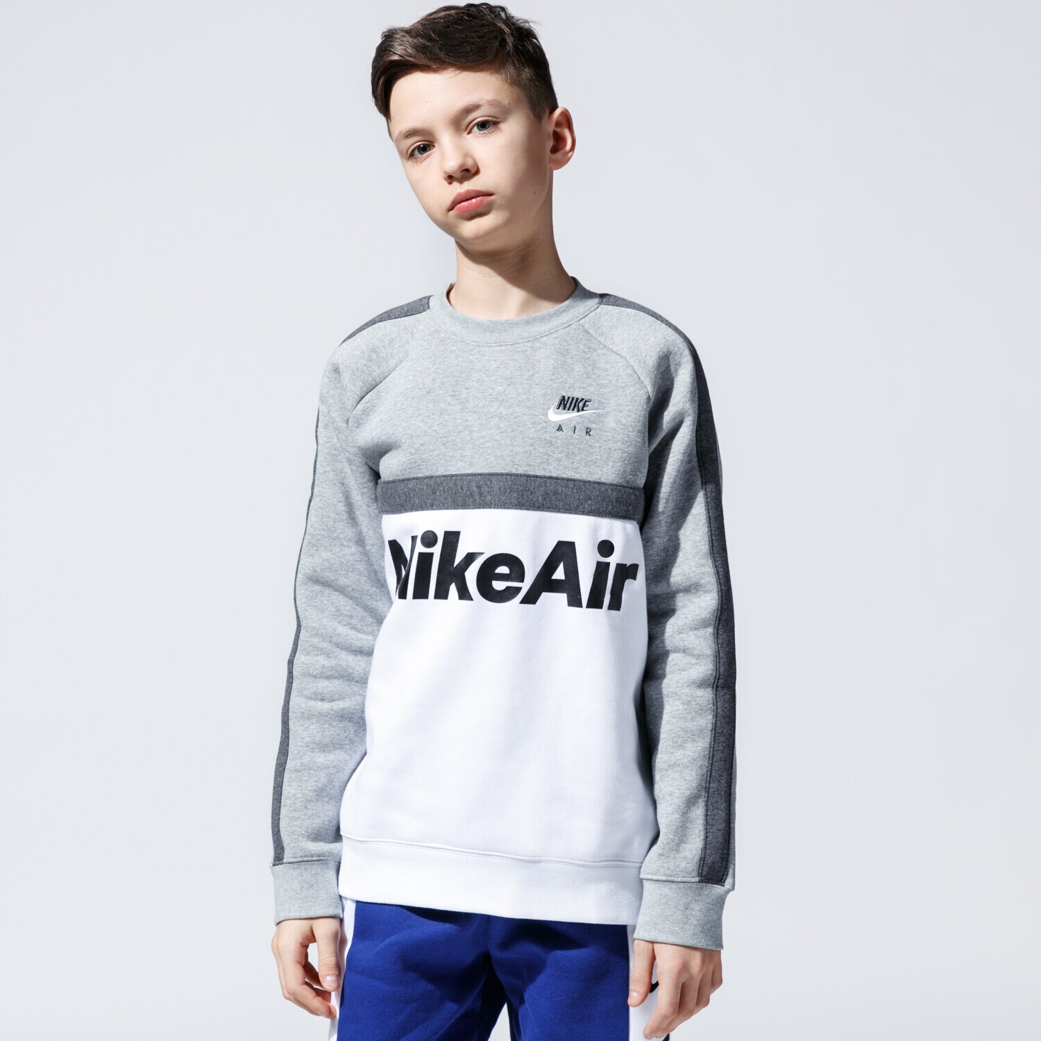 Sportowa bluza dziecięca NIKE BLUZA AIR CJ7850-063 SZARY