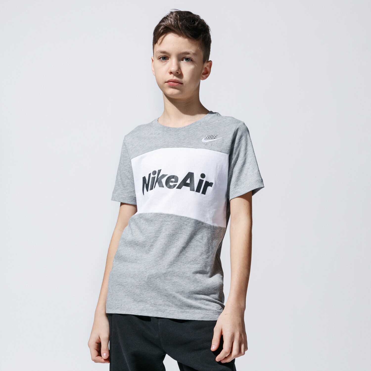 Koszulka, t-shirt dla dzieci NIKE T-SHIRT B NSW AIR TEE SS CV2211-063 SZARY