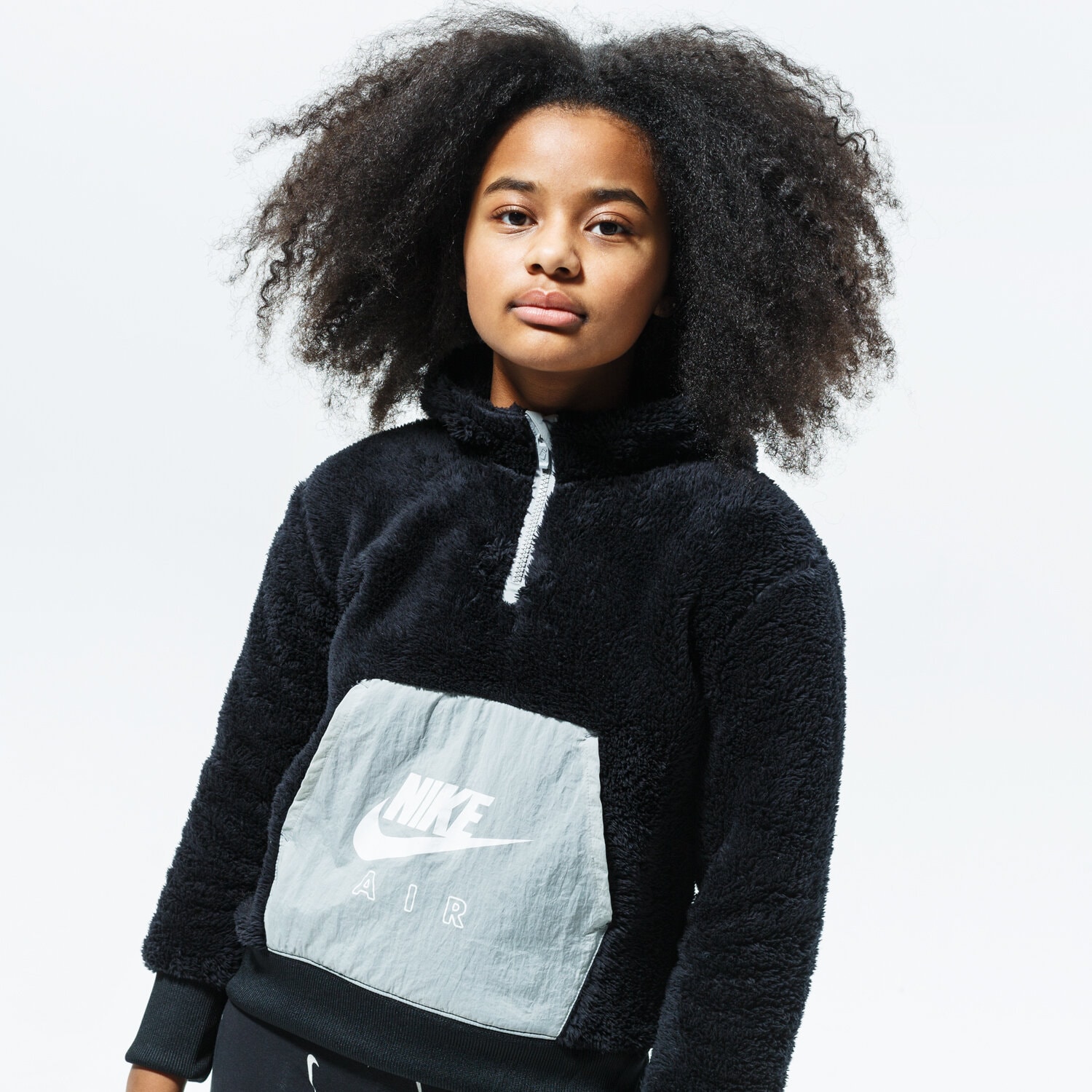 Sportowa bluza dziecięca NIKE POLAR AIR CU8550-010 CZARNY