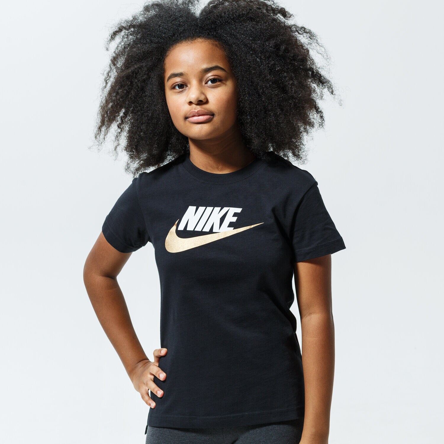 Koszulka, t-shirt dla dzieci NIKE T-SHIRT SPORTSWEAR AR5088-012 GRANATOWY