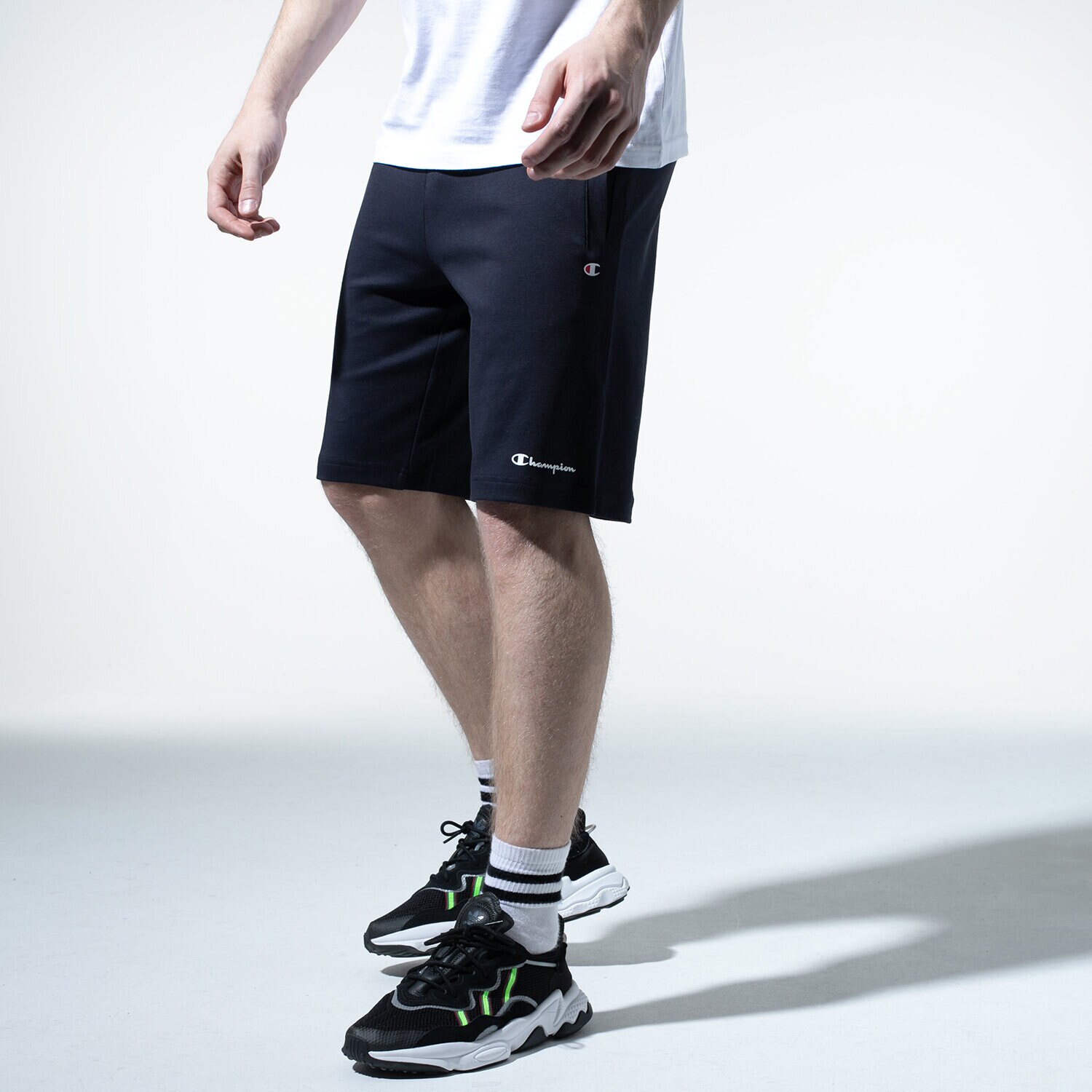 Krótkie spodenki, szorty męskie CHAMPION SZORTY BASIC SHORTS 214539BS501 GRANATOWY