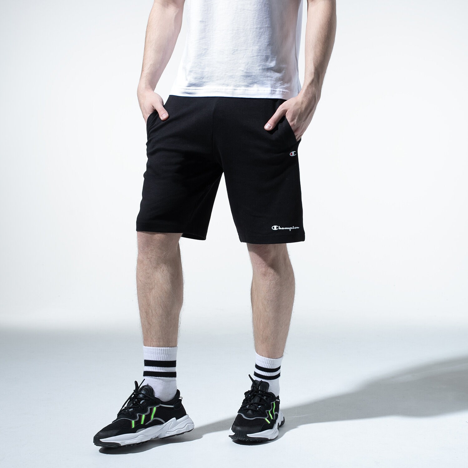 Krótkie spodenki, szorty męskie CHAMPION SZORTY BASIC SHORTS 214539KK001 CZARNY