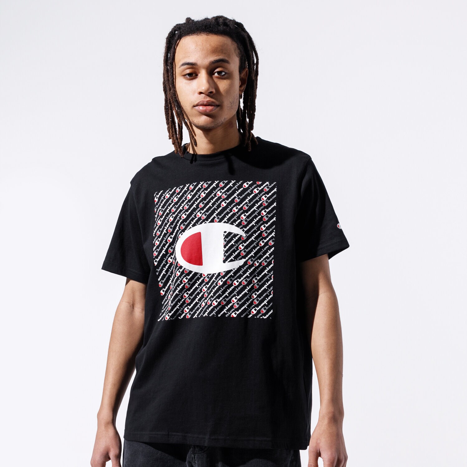 Koszulka, t-shirt sportowy męski CHAMPION T-SHIRT ALL OVER SQUARE TEE 215281KK001 CZARNY