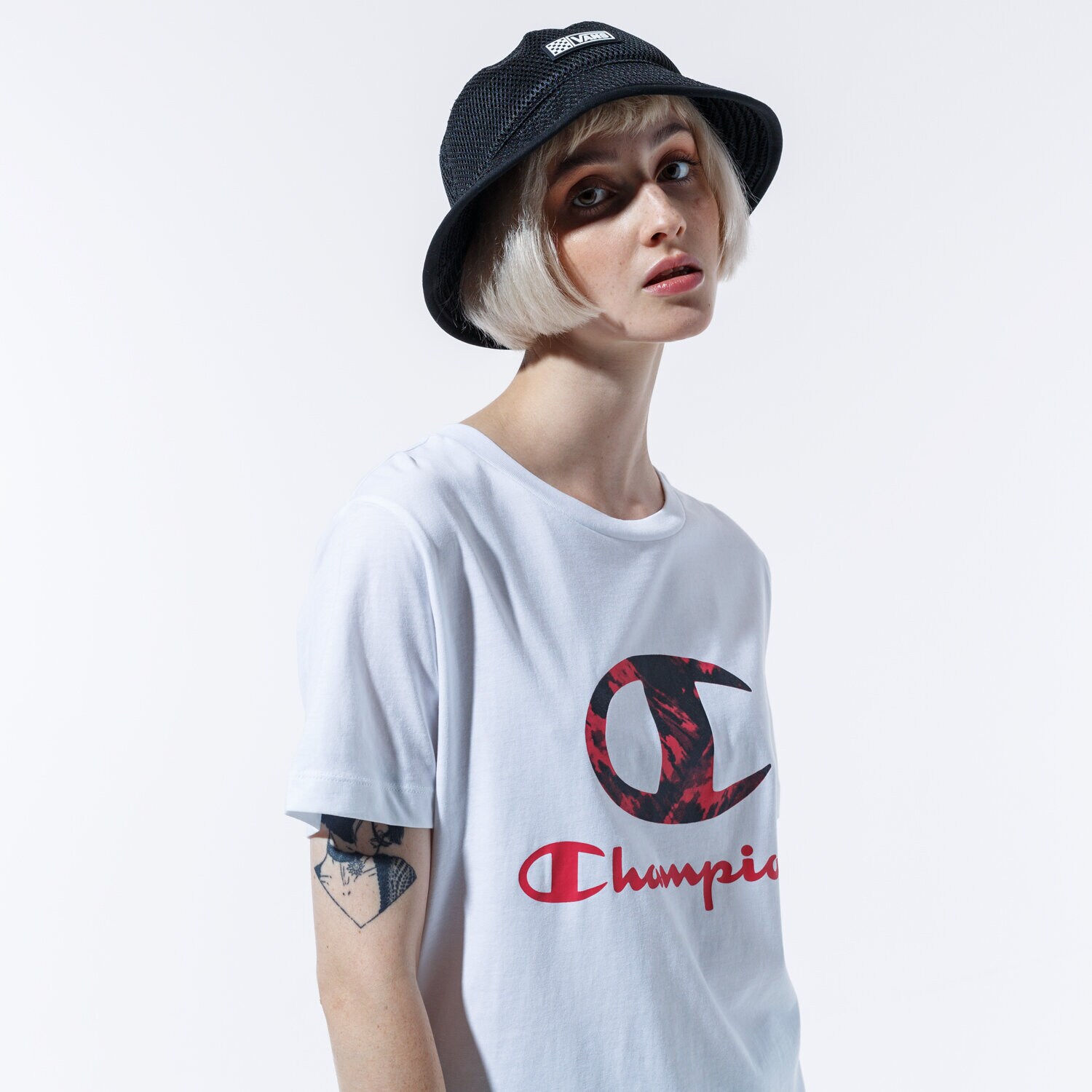 Koszulka, t-shirt damski CHAMPION T-SHIRT LADY PRINTED LOGO TEE 113699WW001 BIAŁY