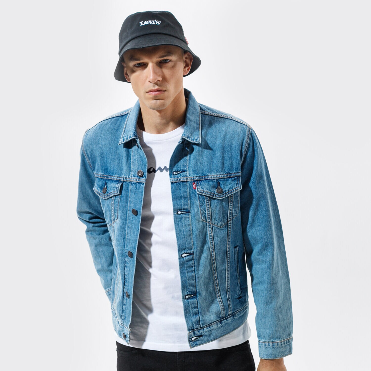 Kurtka wiosenna / jesienna męska LEVI'S KURTKA THE TRUCKER JACKET 72334-0564 NIEBIESKI