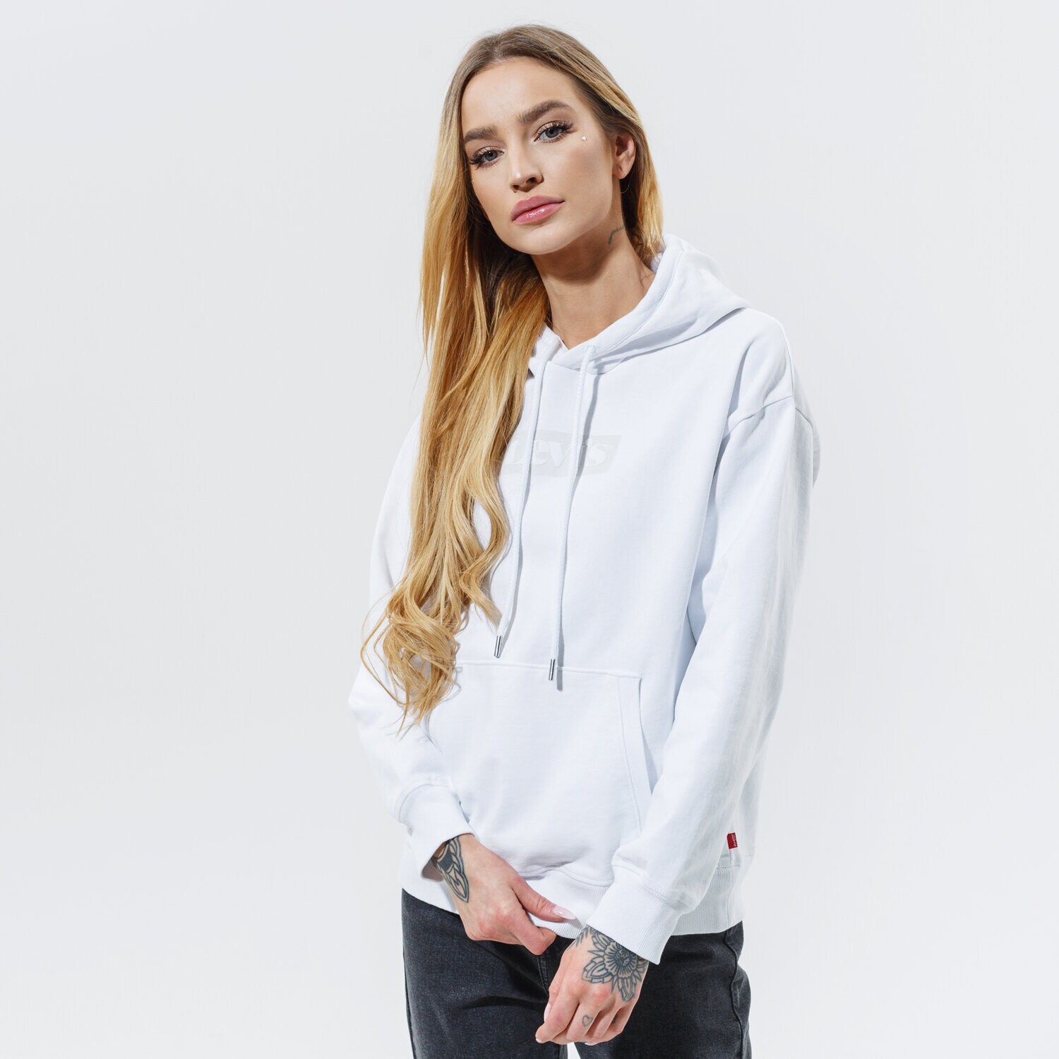 Bluza damska LEVI'S BLUZA Z KAPTUREM AMA GRAPHIC STNDRD HOOD 87479-0000 BIAŁY