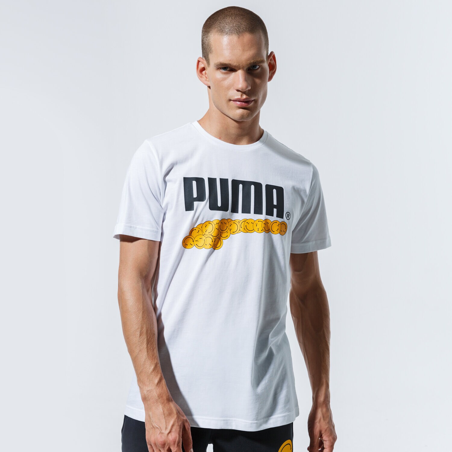 Koszulka, t-shirt sportowy męski PUMA T-SHIRT PUMA CLUB GRAPHIC TEE 59879302 BIAŁY