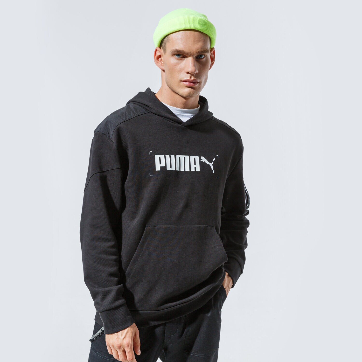 Bluza męska PUMA BLUZA Z KAPTUREM NU-TILITY HOODIE 58344101 CZARNY