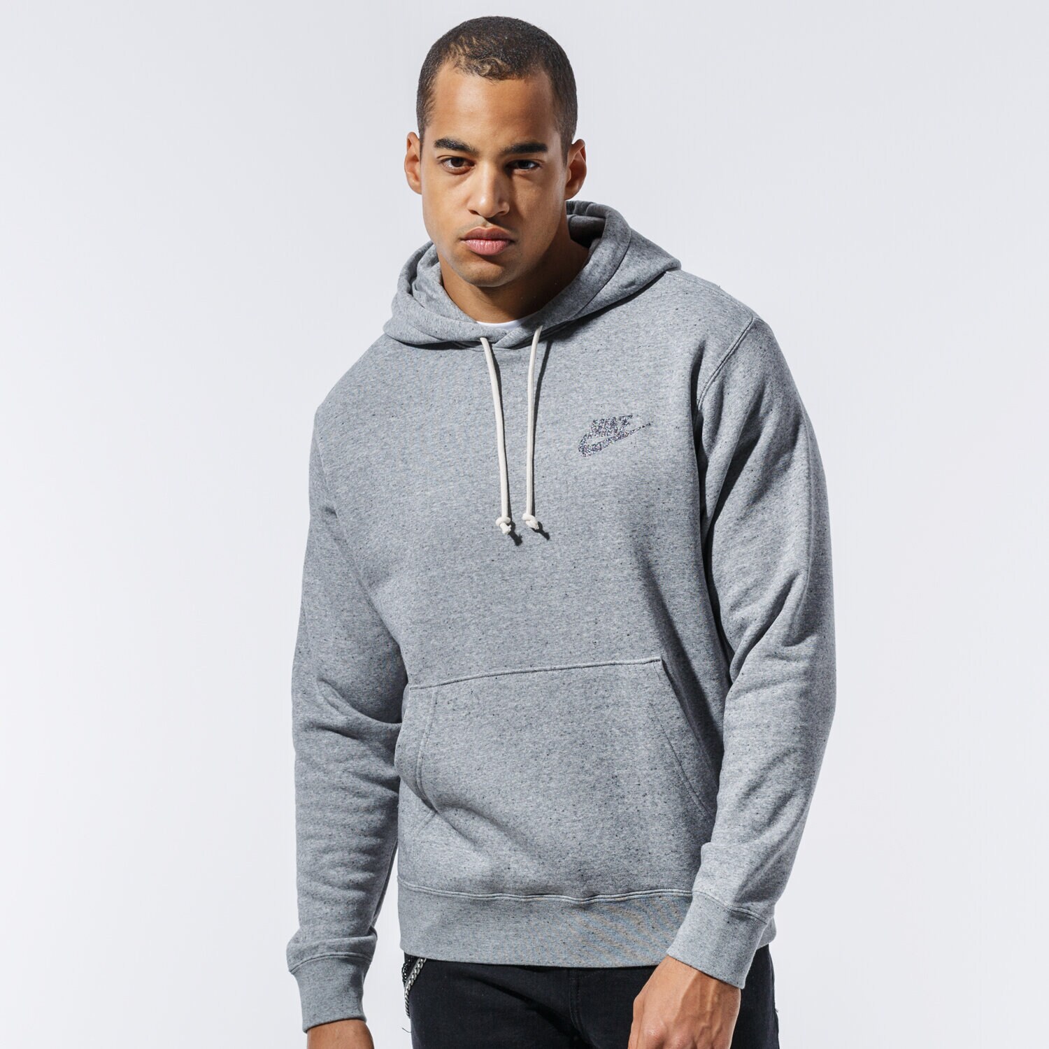 Bluza męska NIKE BLUZA Z KAPTUREM SPORTSWEAR CU4383-902 SZARY