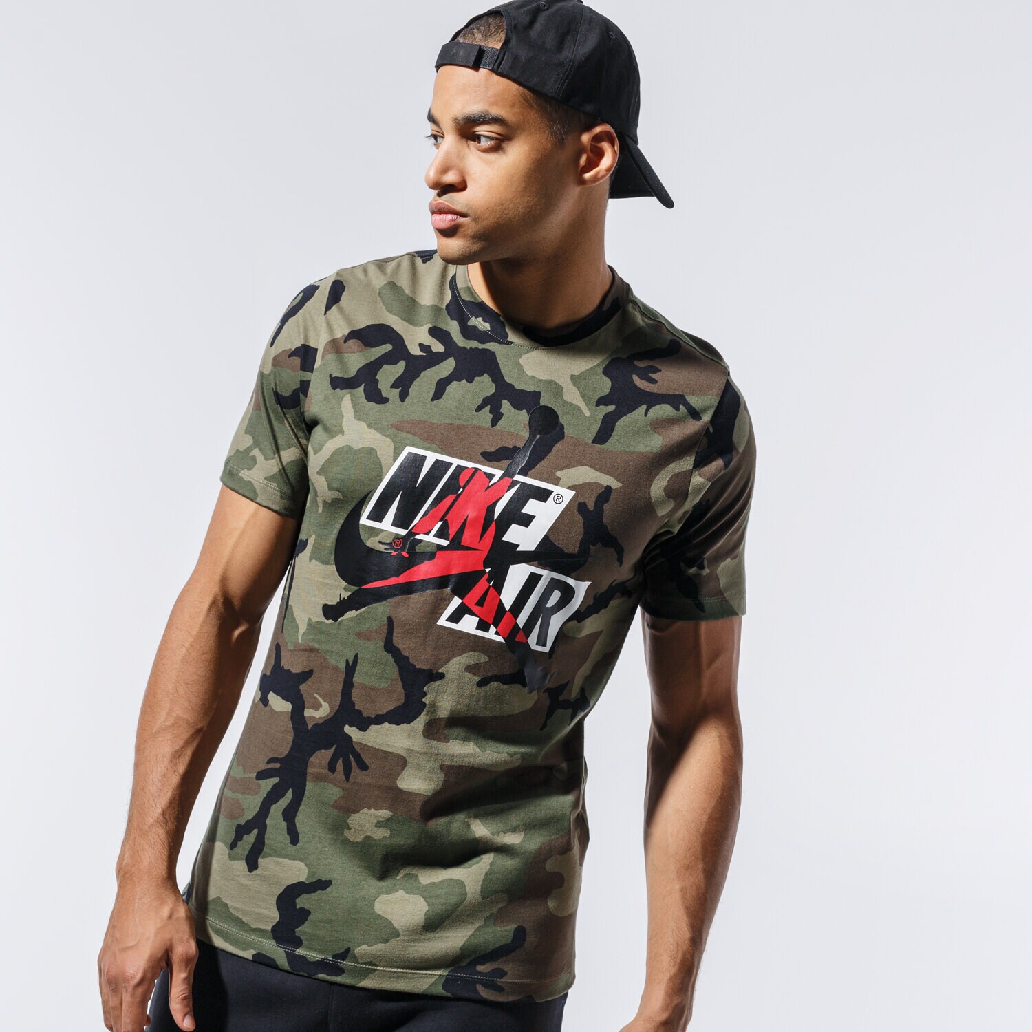 Koszulka, t-shirt sportowy męski JORDAN T-SHIRT M J JM CLSCS CAMO AOP SS CREW CU2072-222 MULTICOLOR