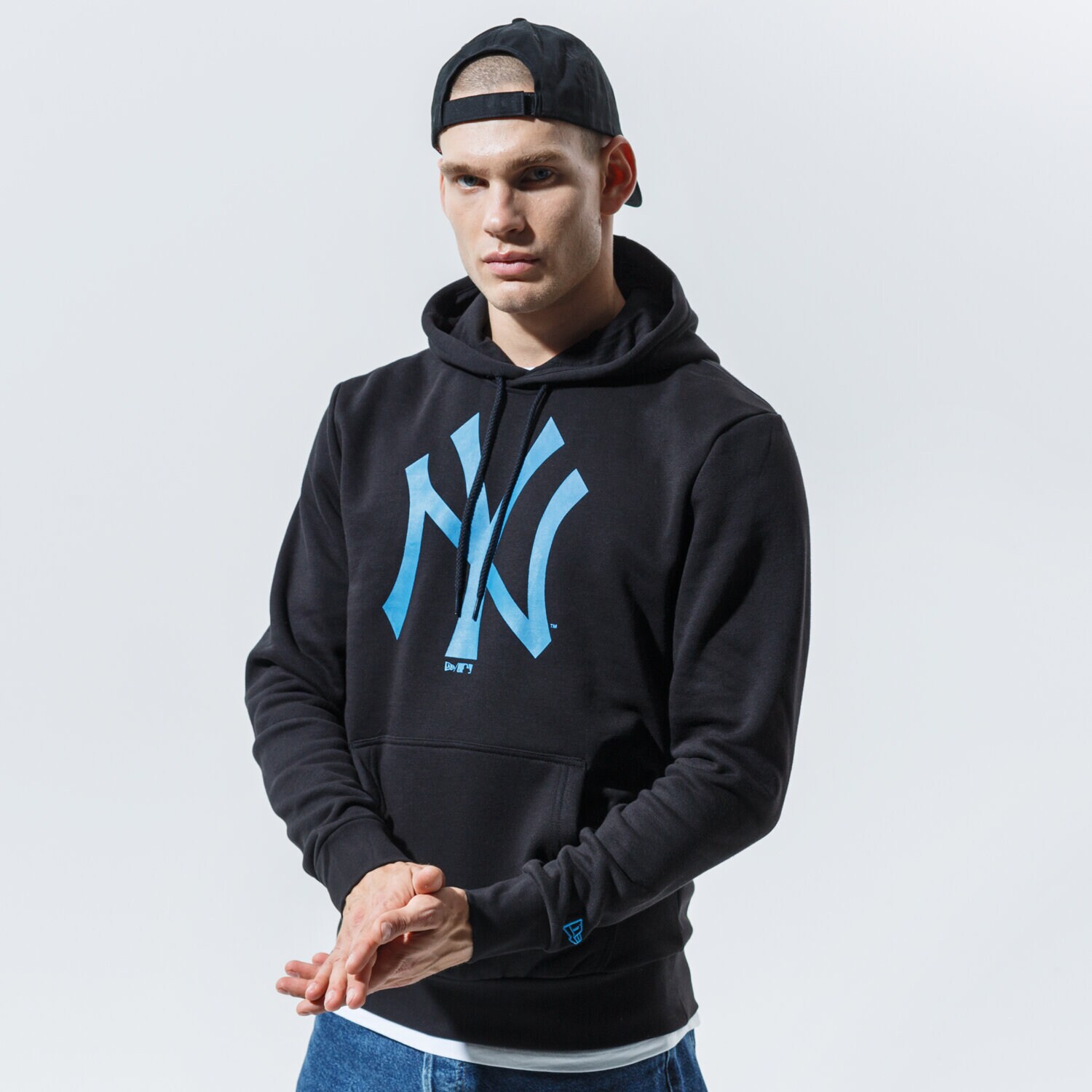 Bluza męska NEW ERA BLUZA Z KAPTUREM MLB SEASONAL TEAM LOGO HDY NEYYAN B 12485715 CZARNY