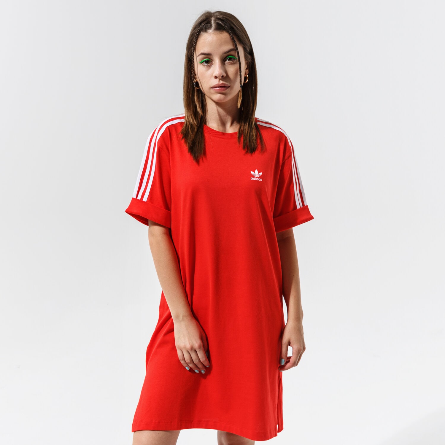Modna sukienka sportowa ADIDAS SUKIENKA TEE DRESS H35505 CZERWONY