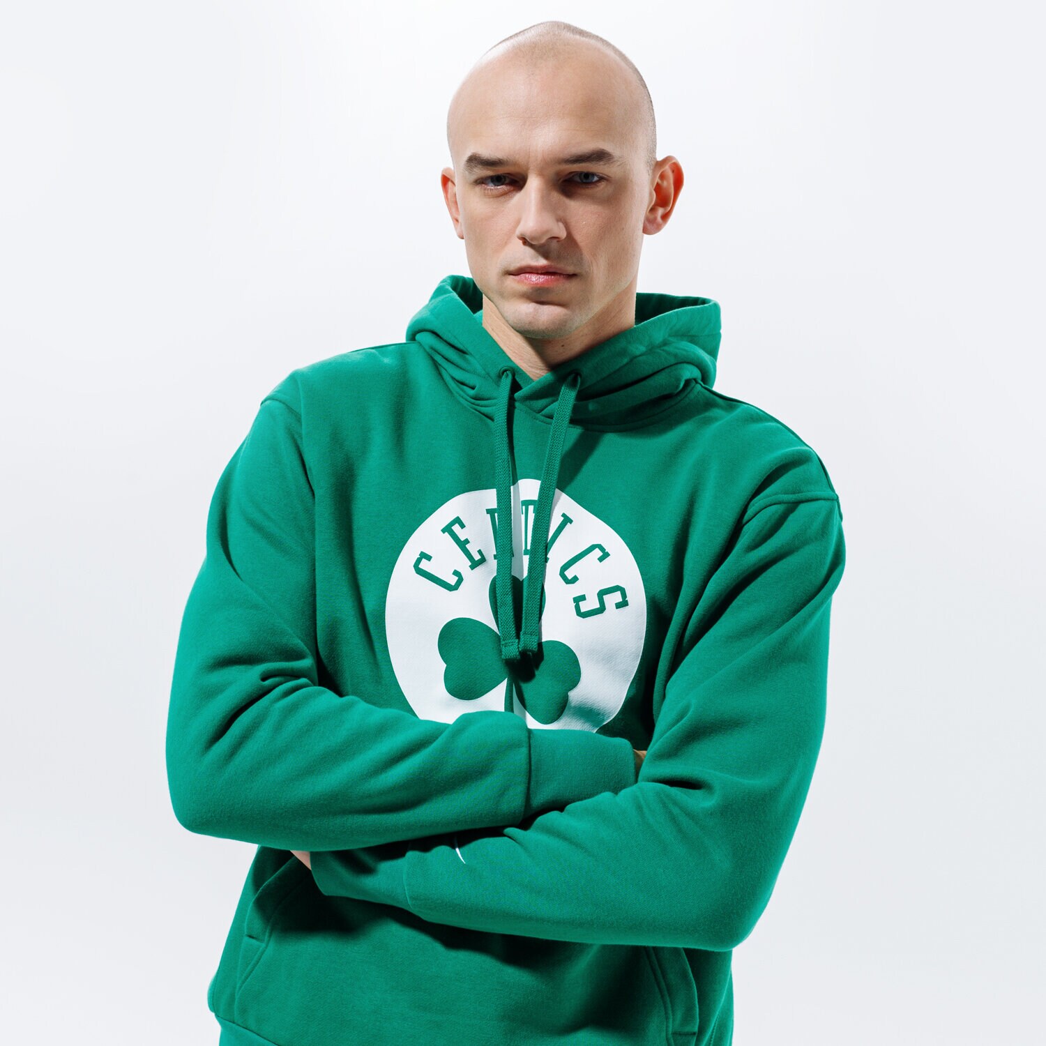 Bluza męska NIKE BLUZA Z KAPTUREM BOS M NK PO FLC ESSNTL NBA CN1189-312 ZIELONY