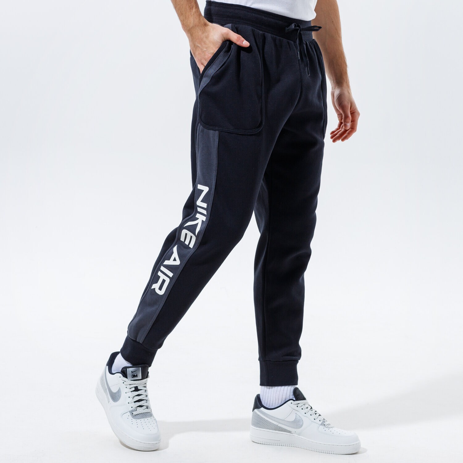 Spodnie sportowe męskie NIKE SPODNIE AIR DC4317-011 CZARNY