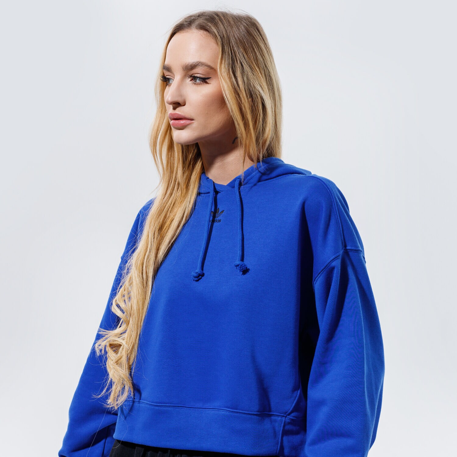 Bluza damska ADIDAS BLUZA Z KAPTUREM HOODIE GN4773 NIEBIESKI
