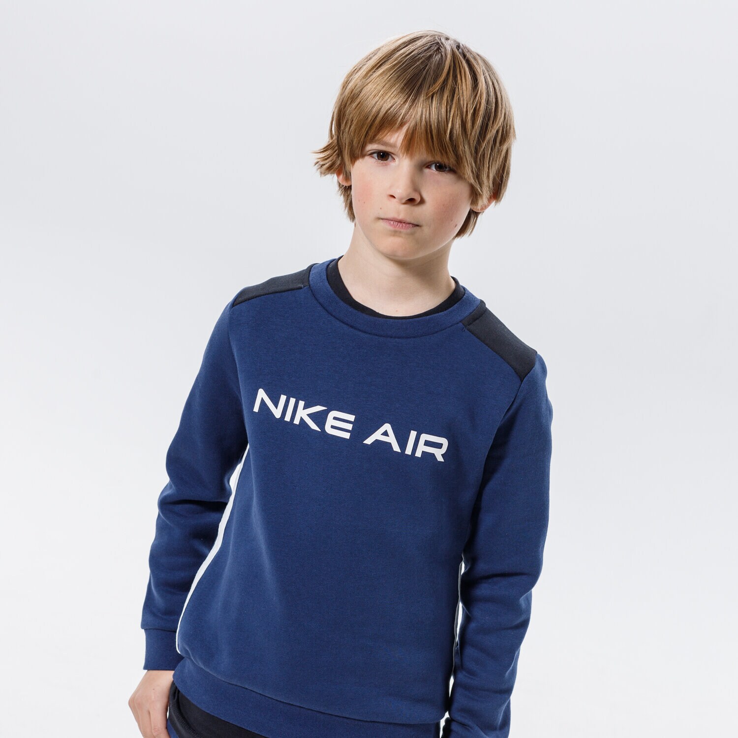 Sportowa bluza dziecięca NIKE BLUZA AIR BOY DA0703-410 GRANATOWY