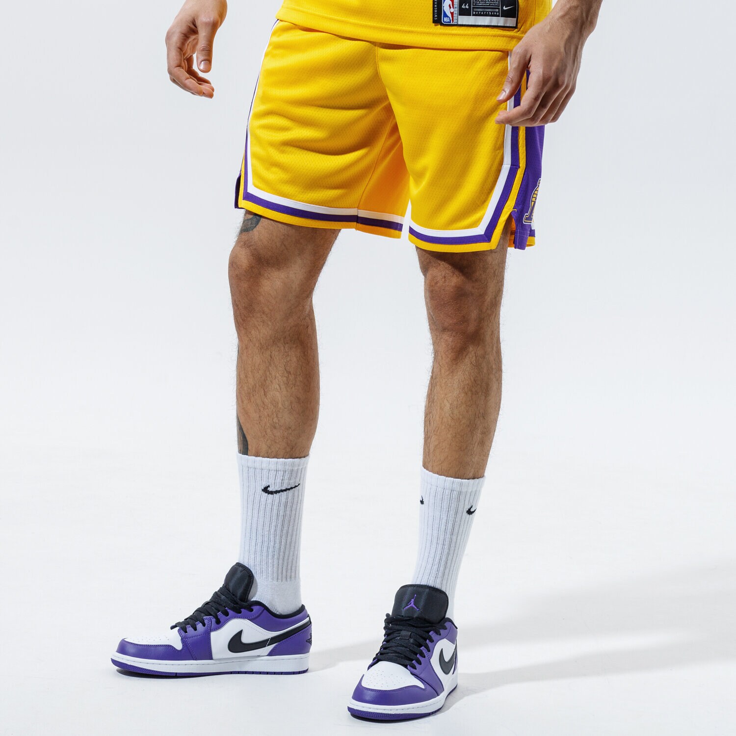 Krótkie spodenki, szorty męskie NIKE SZORTY LOS ANGELES LAKERS SWINGMAN ICON EDITION 2020 NB AJ5617-728 ŻÓŁTY
