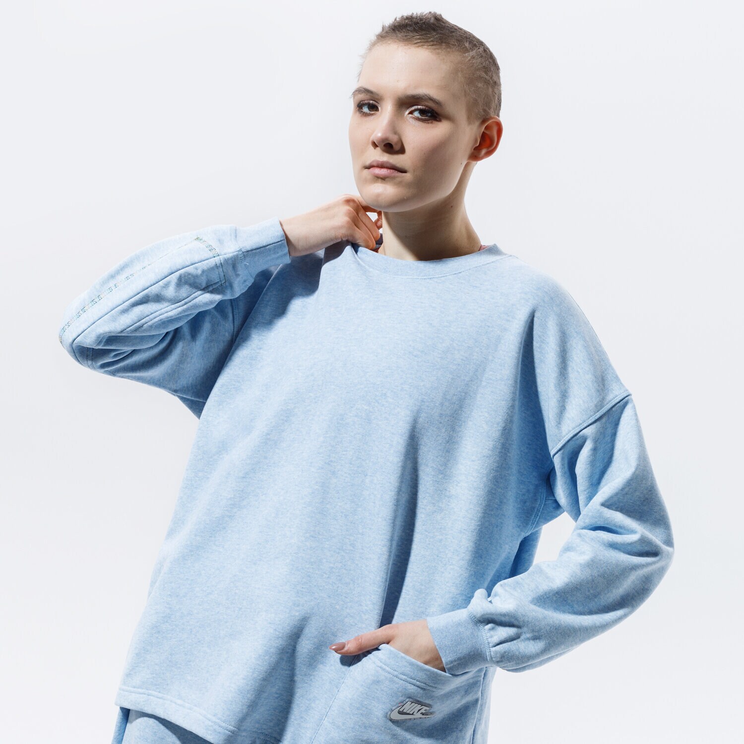 Bluza damska NIKE BLUZA SPORTSWEAR CZ9243-440 NIEBIESKI