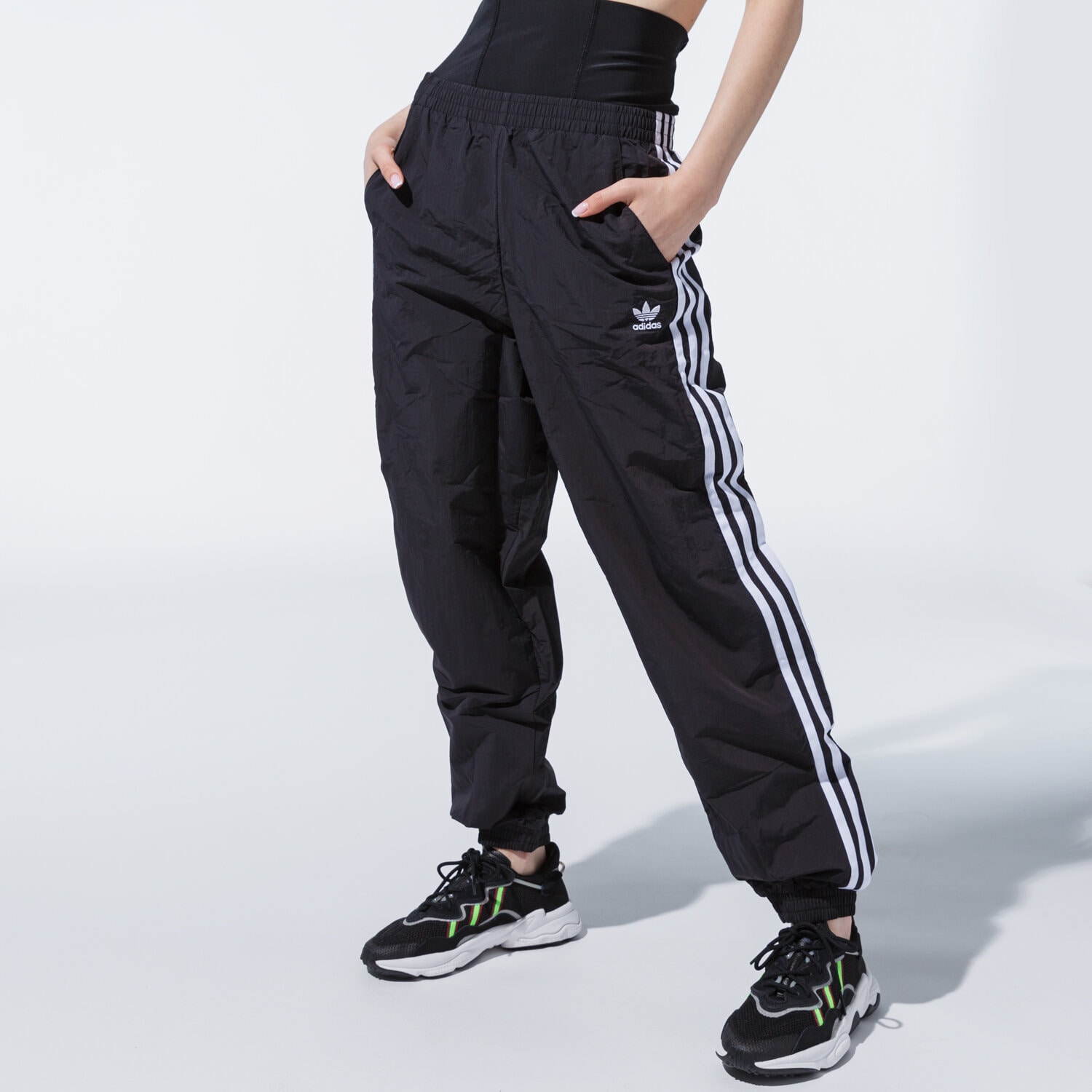 Spodnie sportowe damskie ADIDAS SPODNIE FSH TRACKPANTS GN2868 CZARNY
