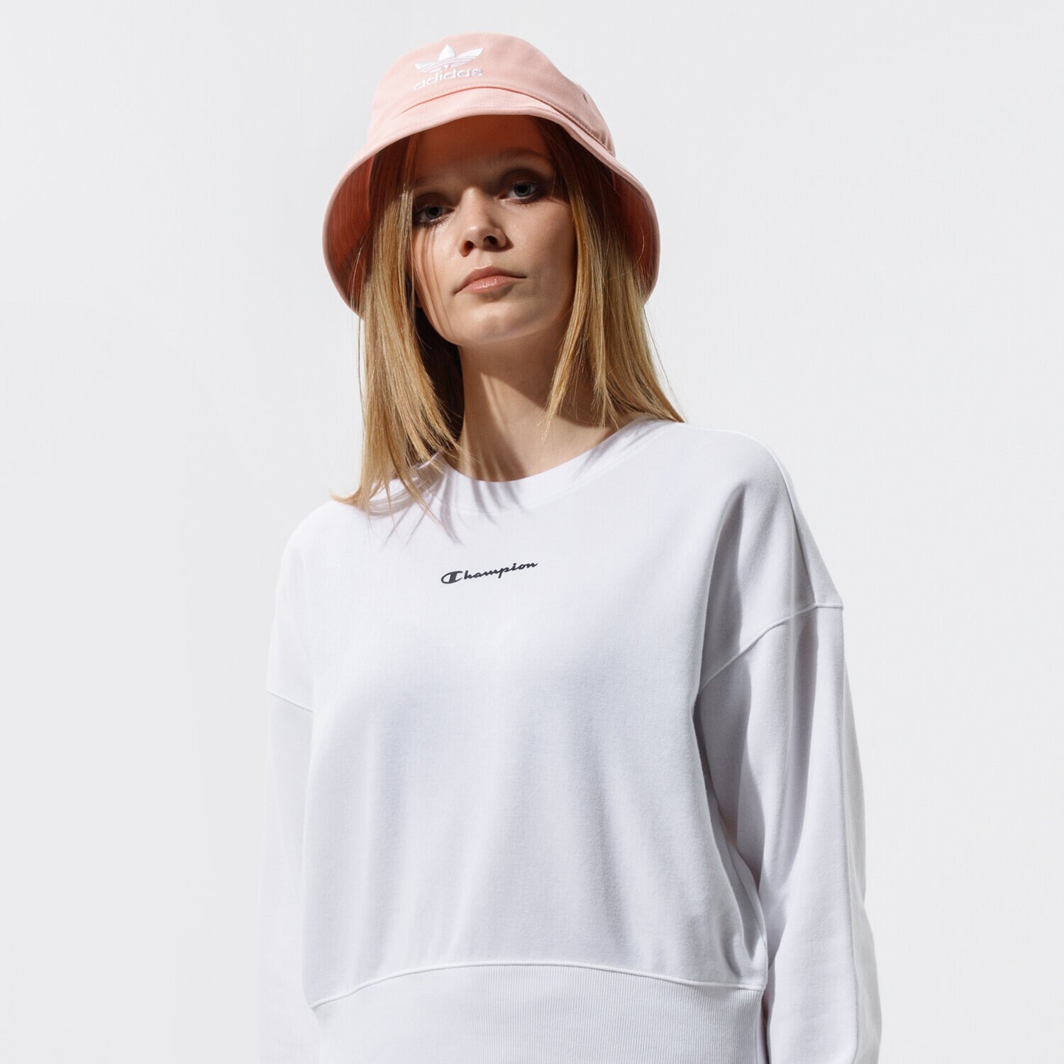 Bluza damska CHAMPION BLUZA CREWNECK SWEATSHIRT 112588WW001 BIAŁY