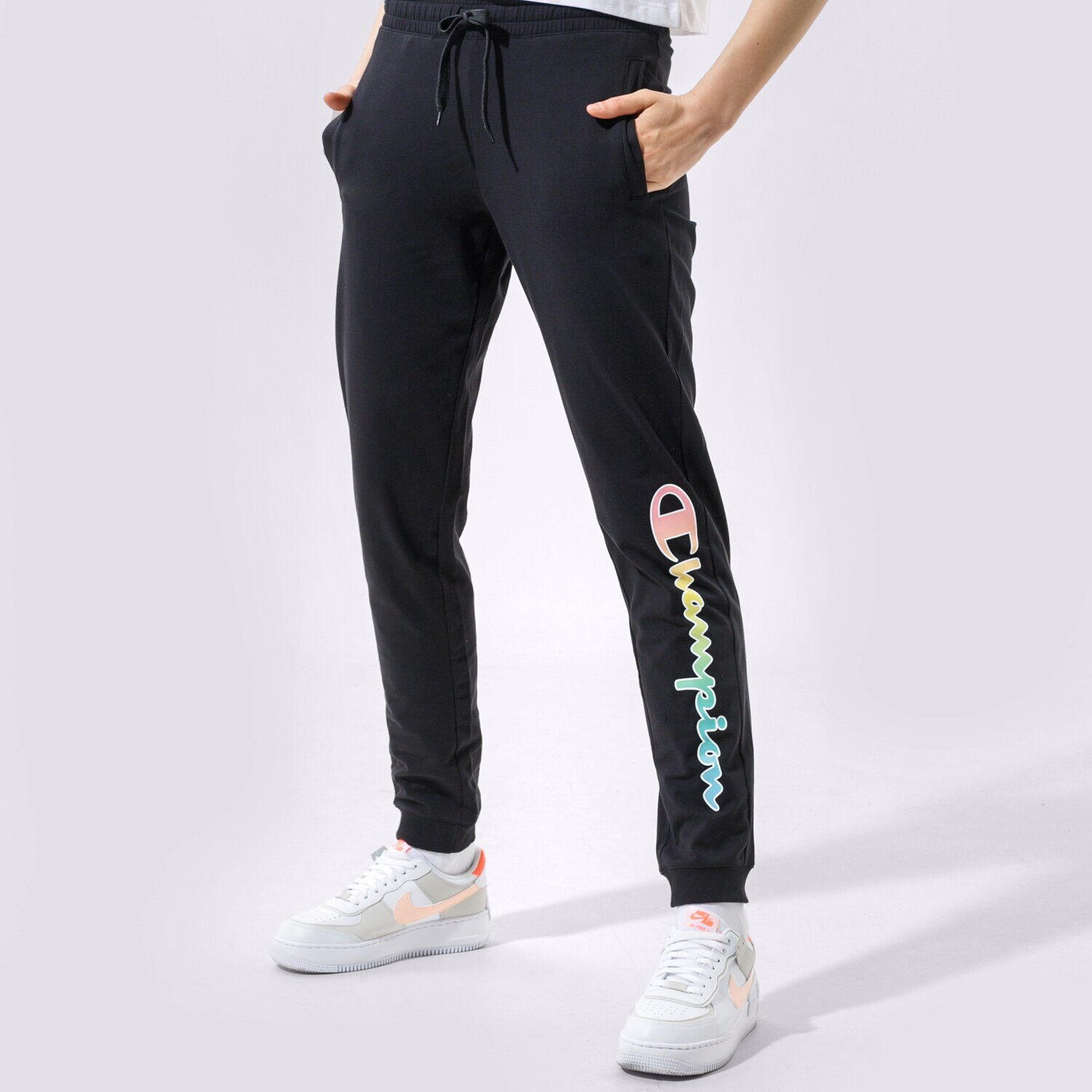 Spodnie sportowe damskie CHAMPION SPODNIE RIB CUFF PANTS 114081KK001 CZARNY