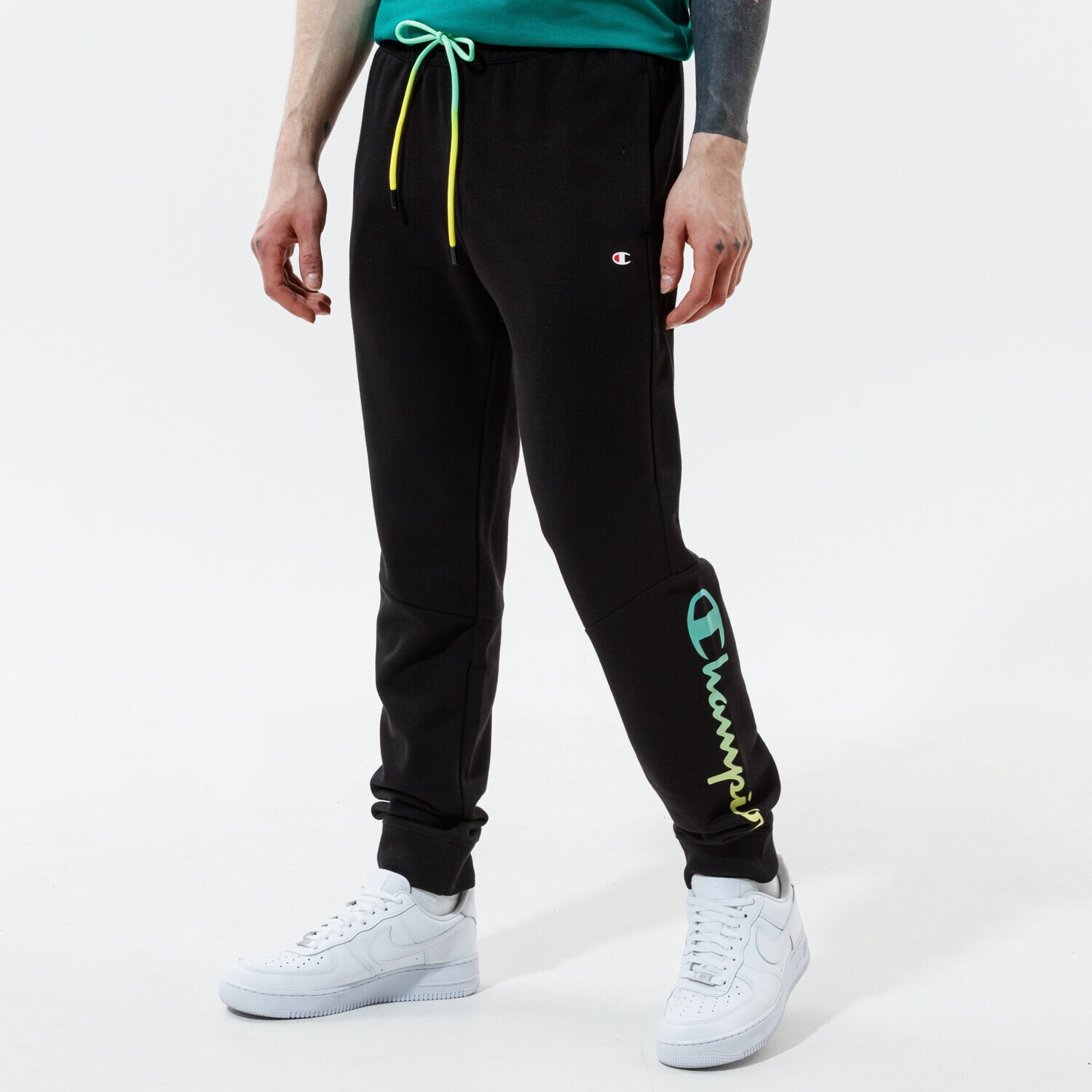 Spodnie sportowe męskie CHAMPION SPODNIE RIB CUFF PANTS 215787KK001 CZARNY