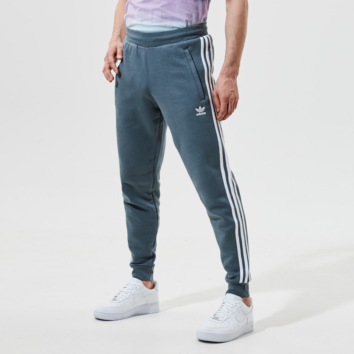 Spodnie sportowe męskie ADIDAS SPODNIE 3-STRIPES PANT GN3529 NIEBIESKI