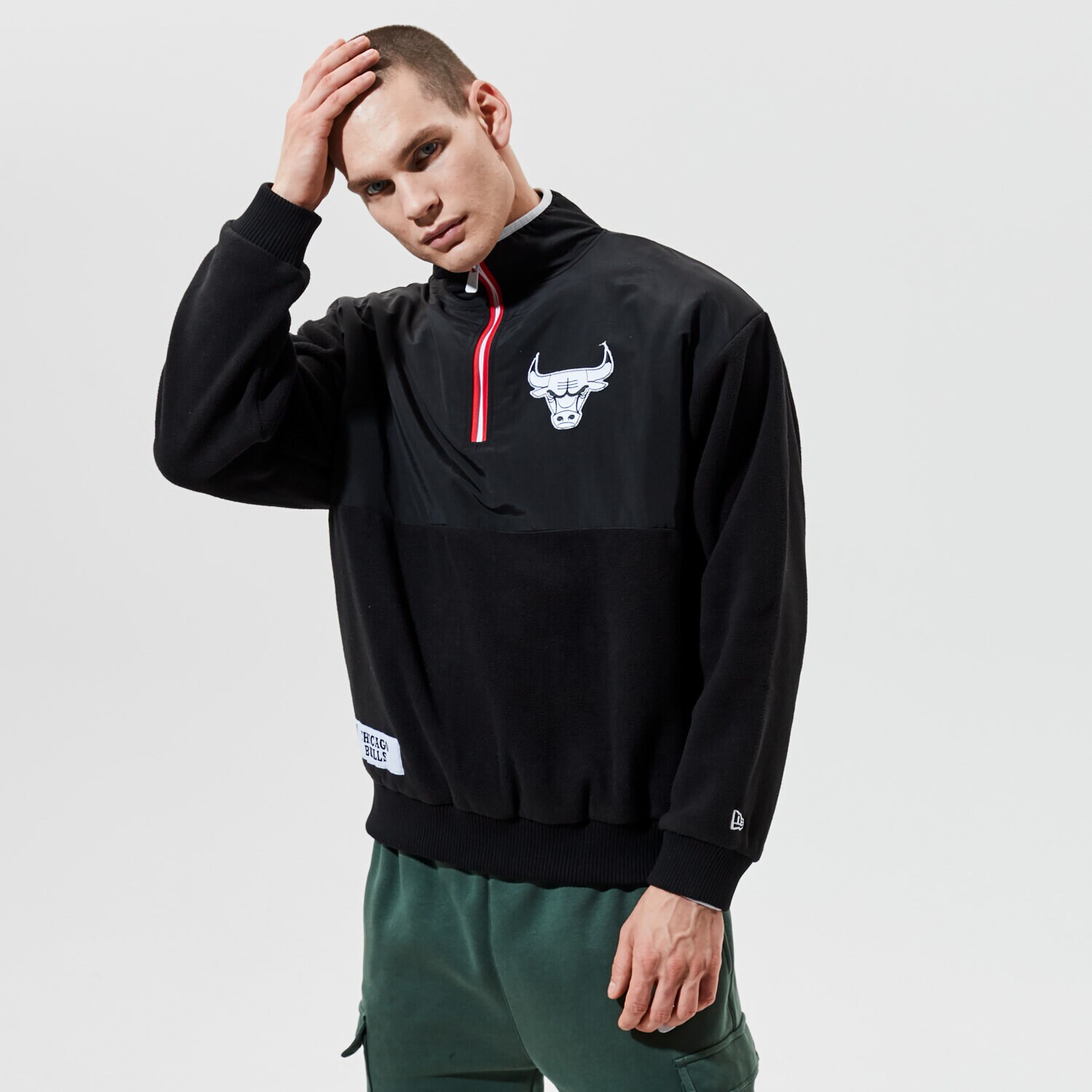 Bluza męska NEW ERA POLAR NBA 1/4 ZIP FLEECE BULLS CHICAGO BULLS BLK 12553332 CZARNY