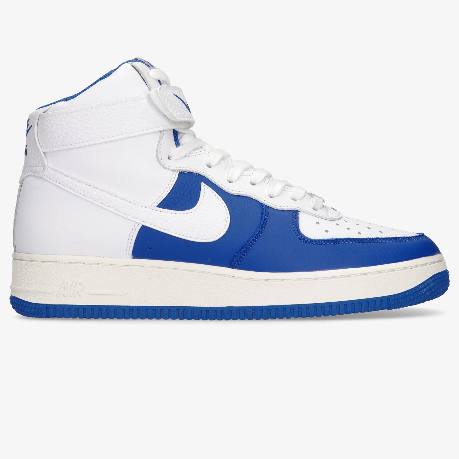 Buty sneakersy męskie NIKE AIR FORCE 1 HIGH '07 LV8 EMB DC8870-100 BIAŁY