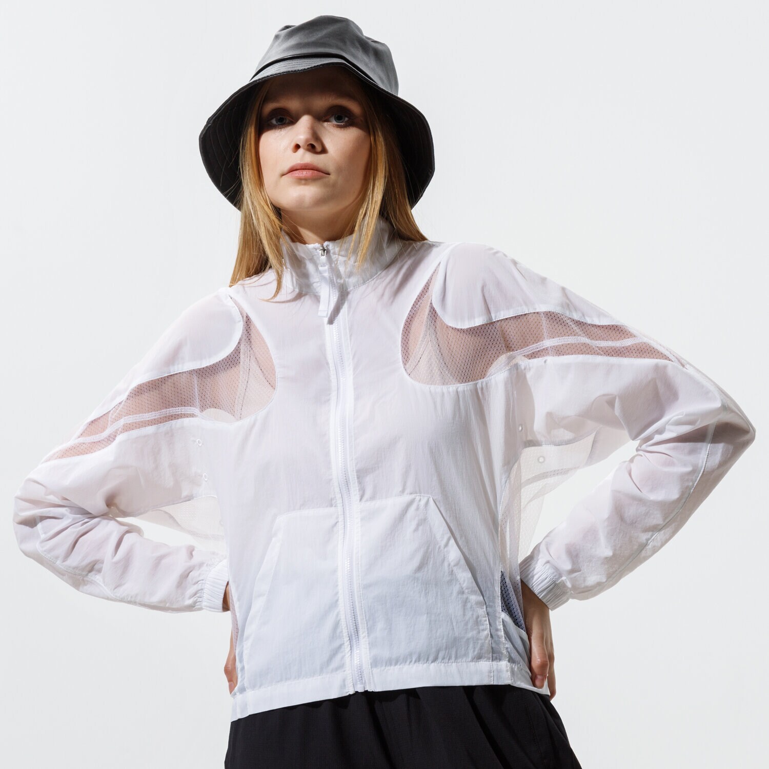 Kurtka wiosenna / jesienna damska NIKE KURTKA SPORTSWEAR CZ8284-100 BIAŁY
