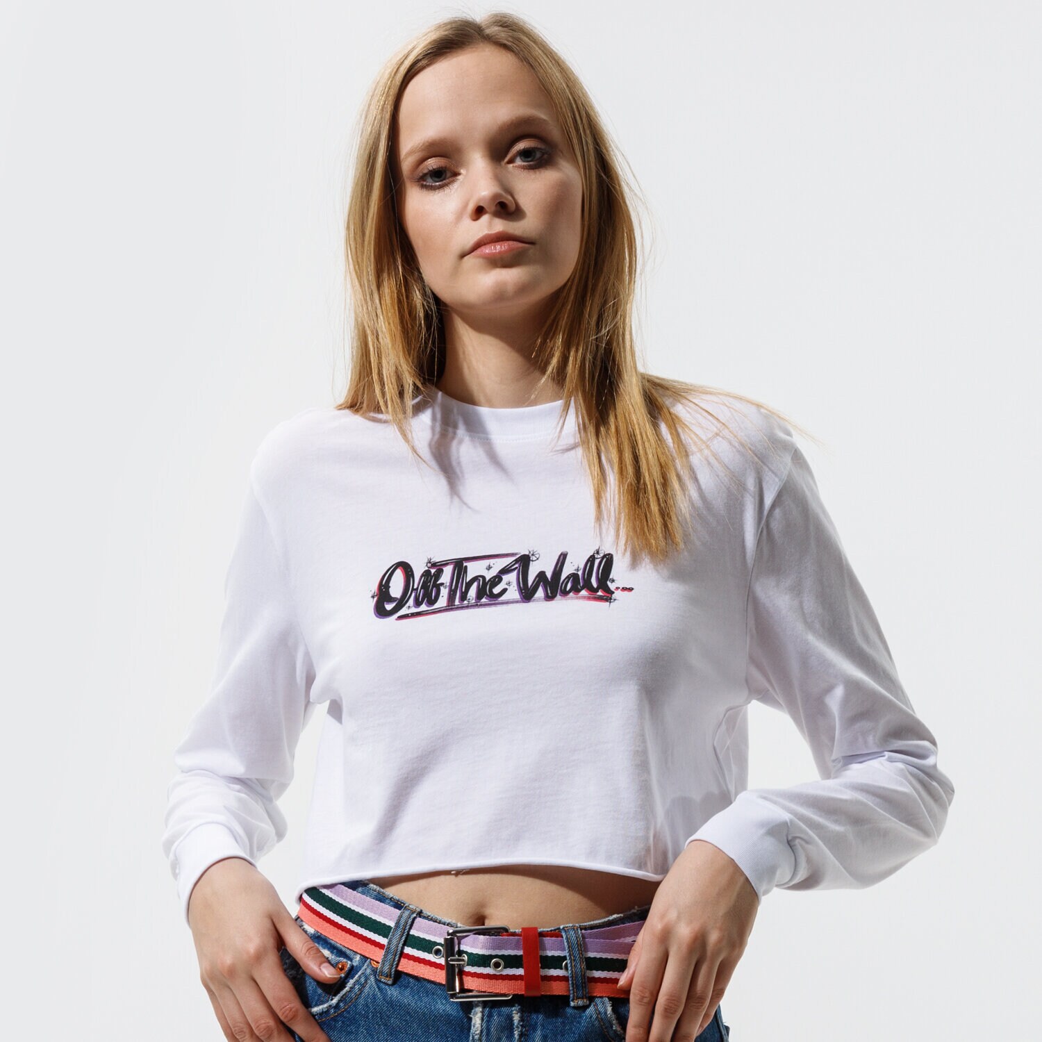 Koszulka, t-shirt damski VANS T-SHIRT OCCASION L/S CROP VN0A54VGWHT1 BIAŁY