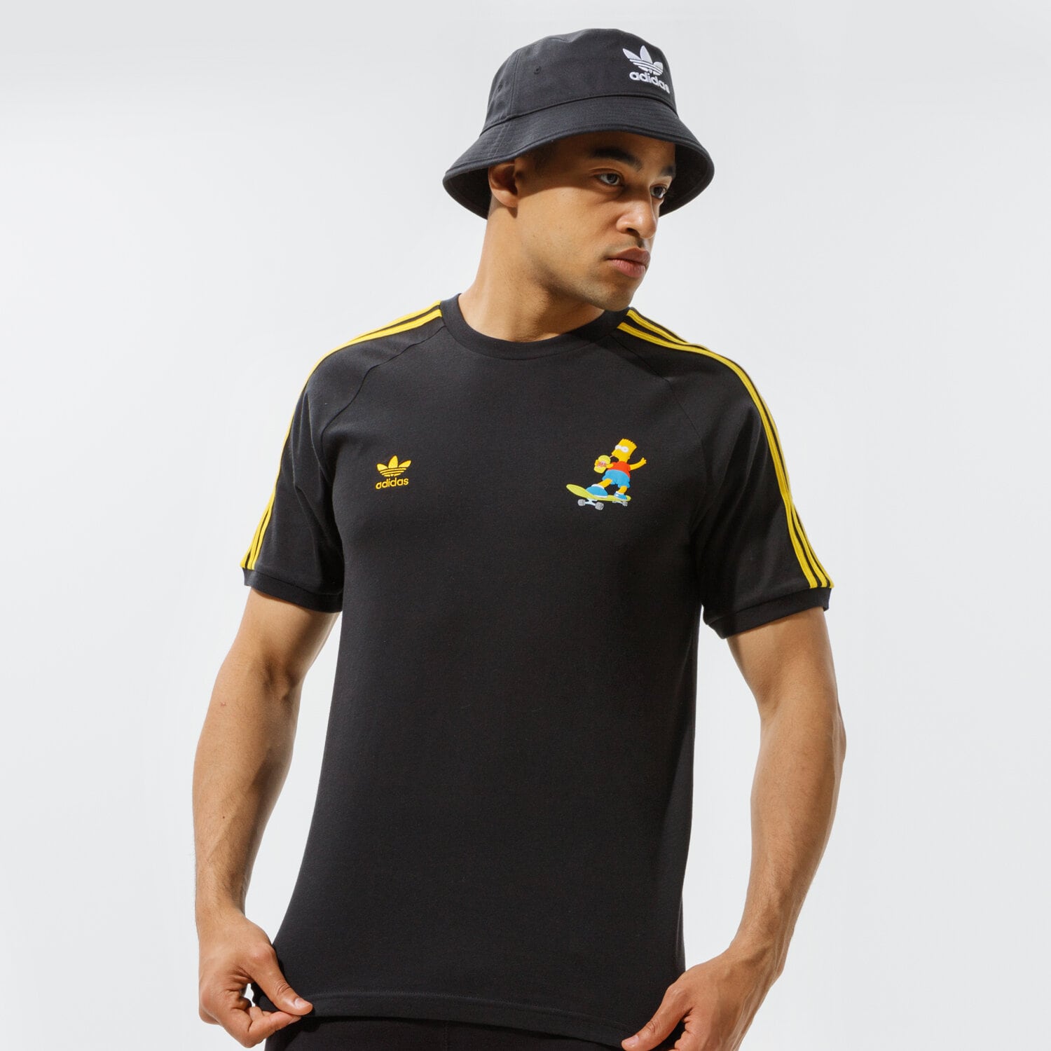 Koszulka, t-shirt sportowy męski ADIDAS T-SHIRT SIMPSONS 3 STRIPES TEE HA5815 CZARNY