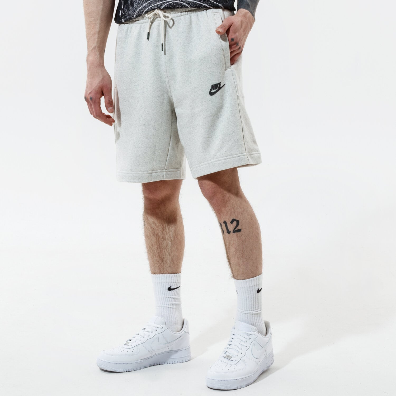 Krótkie spodenki, szorty męskie NIKE SZORTY SPORTSWEAR DA0688-101 BIAŁY