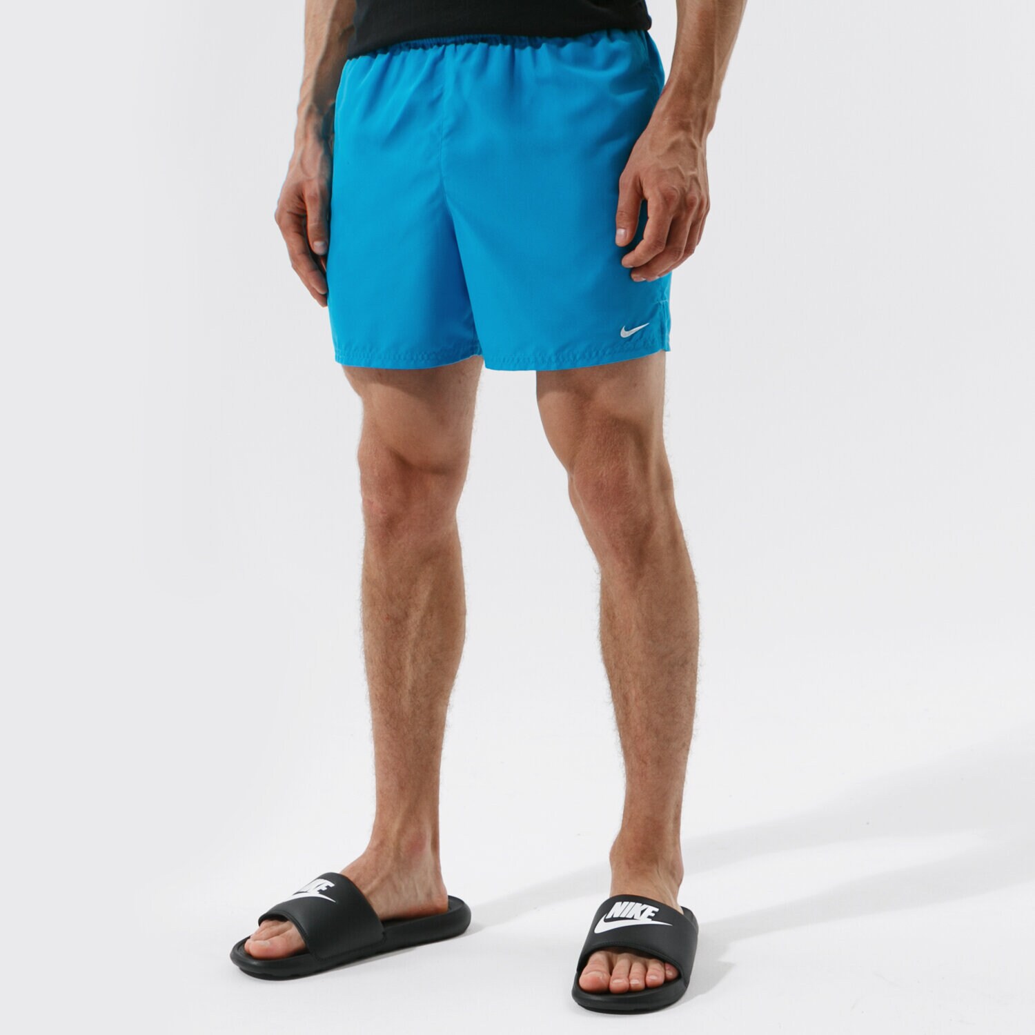 Krótkie spodenki, szorty męskie NIKESWIM SZORTY NIKE ESSENTIAL NESSA560406 NIEBIESKI
