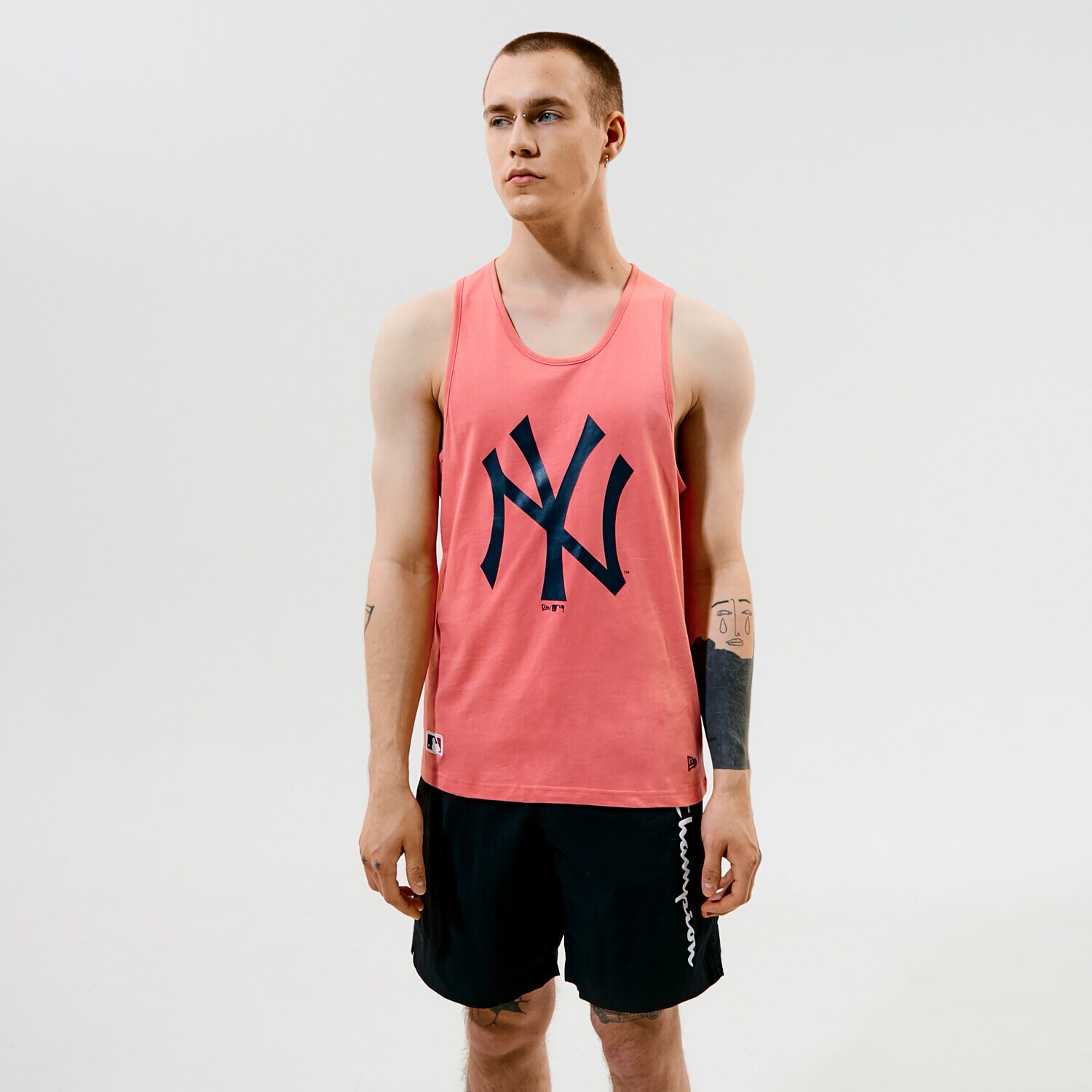 Koszulka, t-shirt sportowy męski NEW ERA TANK MLB TEAM LOGO TANK NYY 12720142 RÓŻOWY