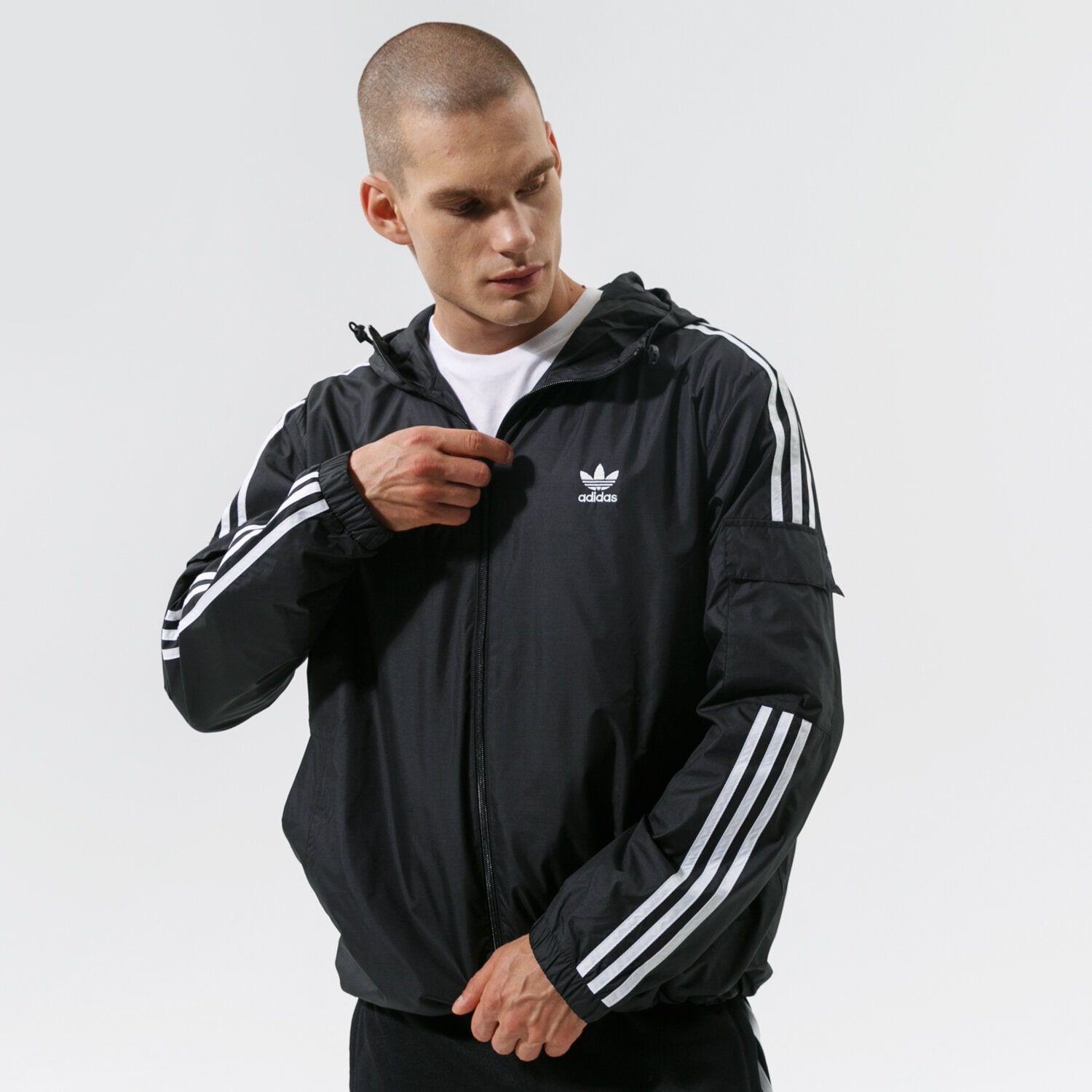 Kurtka wiosenna / jesienna męska ADIDAS KURTKA PRZEJŚCIOWA 3 STRIPES WINDBREAKER H06683 CZARNY